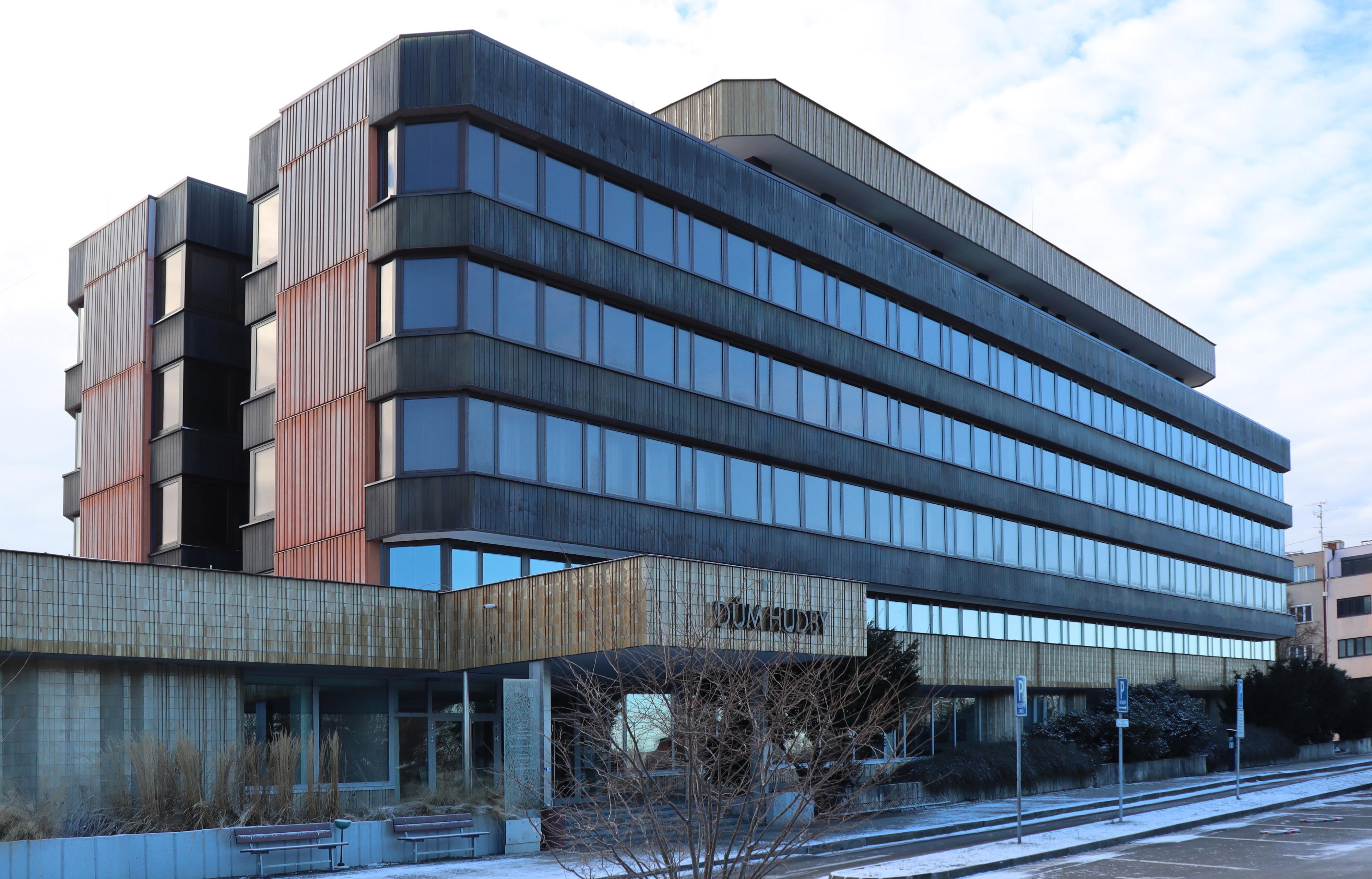 Základní umělecká škola Pardubice, Sukova třída foto 2