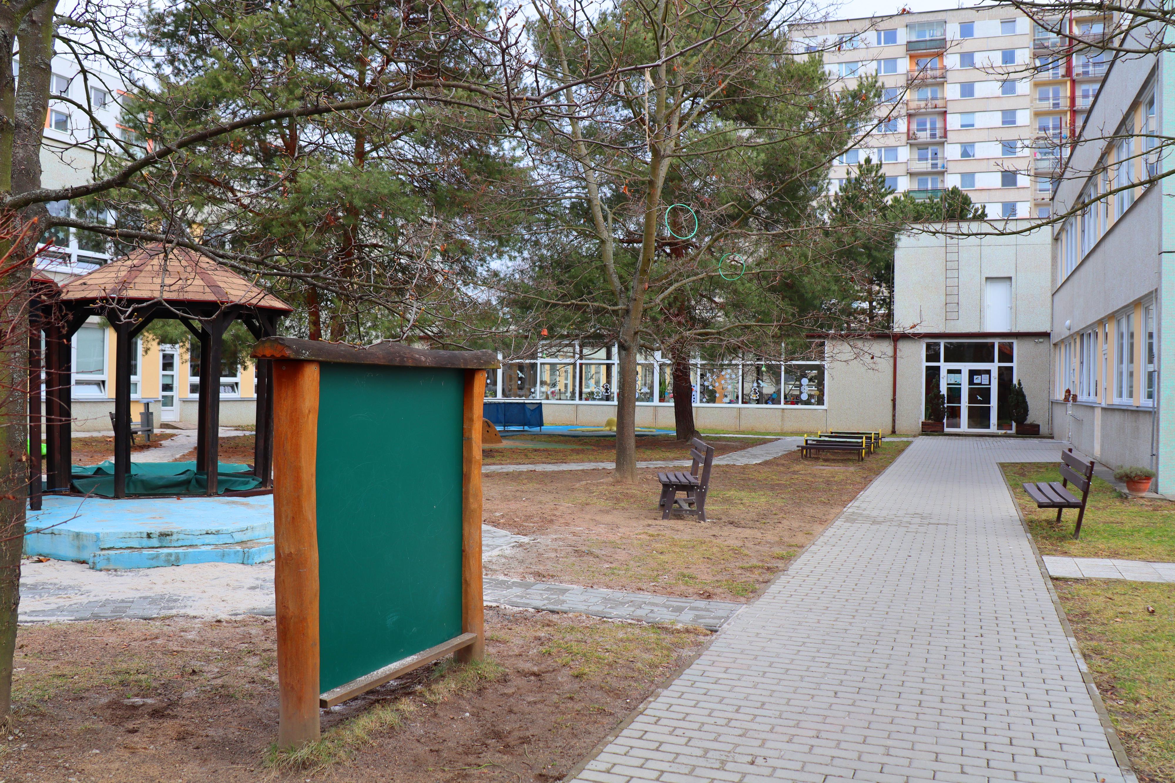 MŠ Pardubice - Dubina, Erno Košťála foto 4