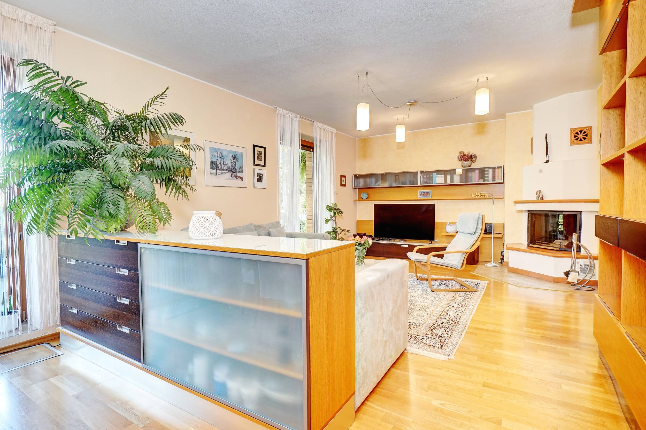 Jana Bodáková - Vaše realitní makléřka, RE/MAX Pro foto 6