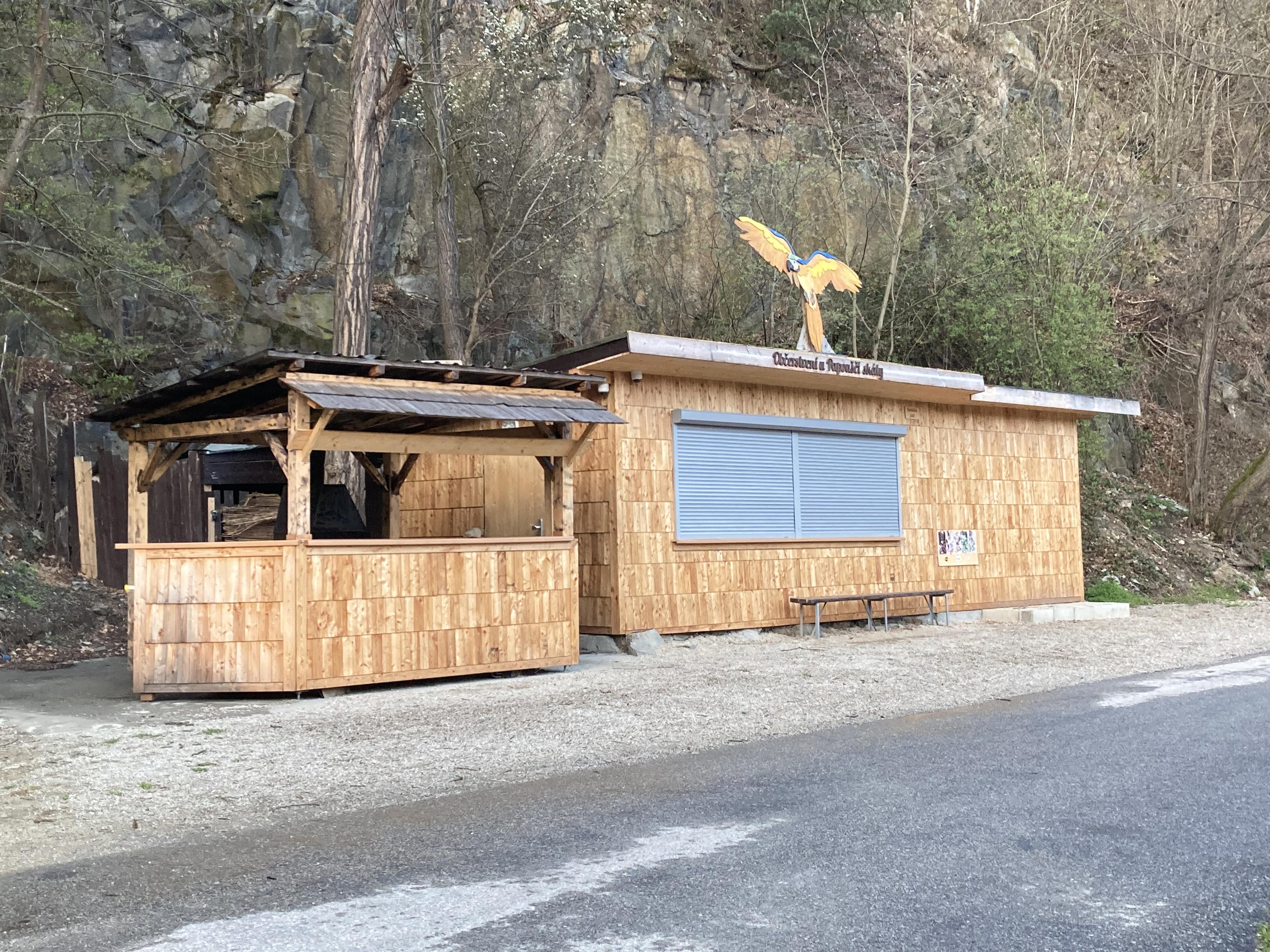 Grill bar Pod Barevnou skálou foto 3