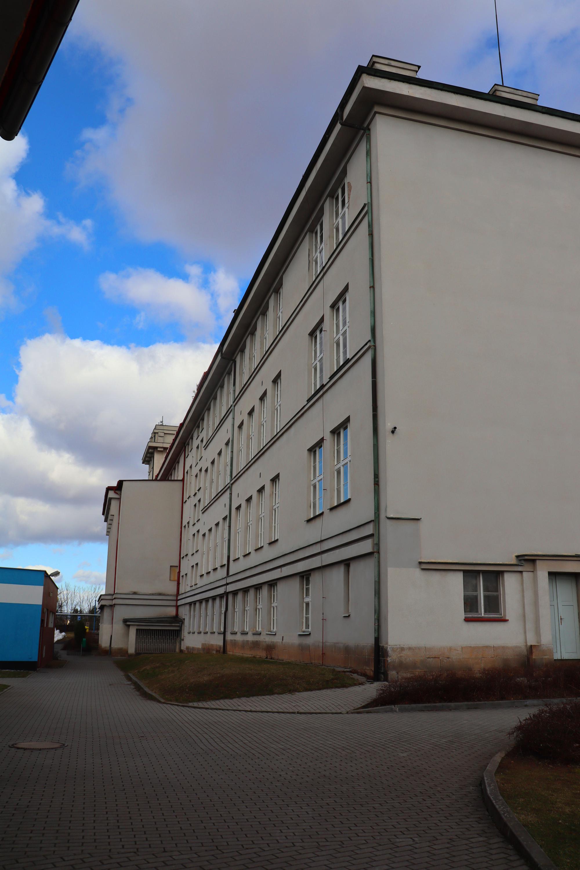 Gymnázium Jaroslava Žáka, Jaroměř foto 6