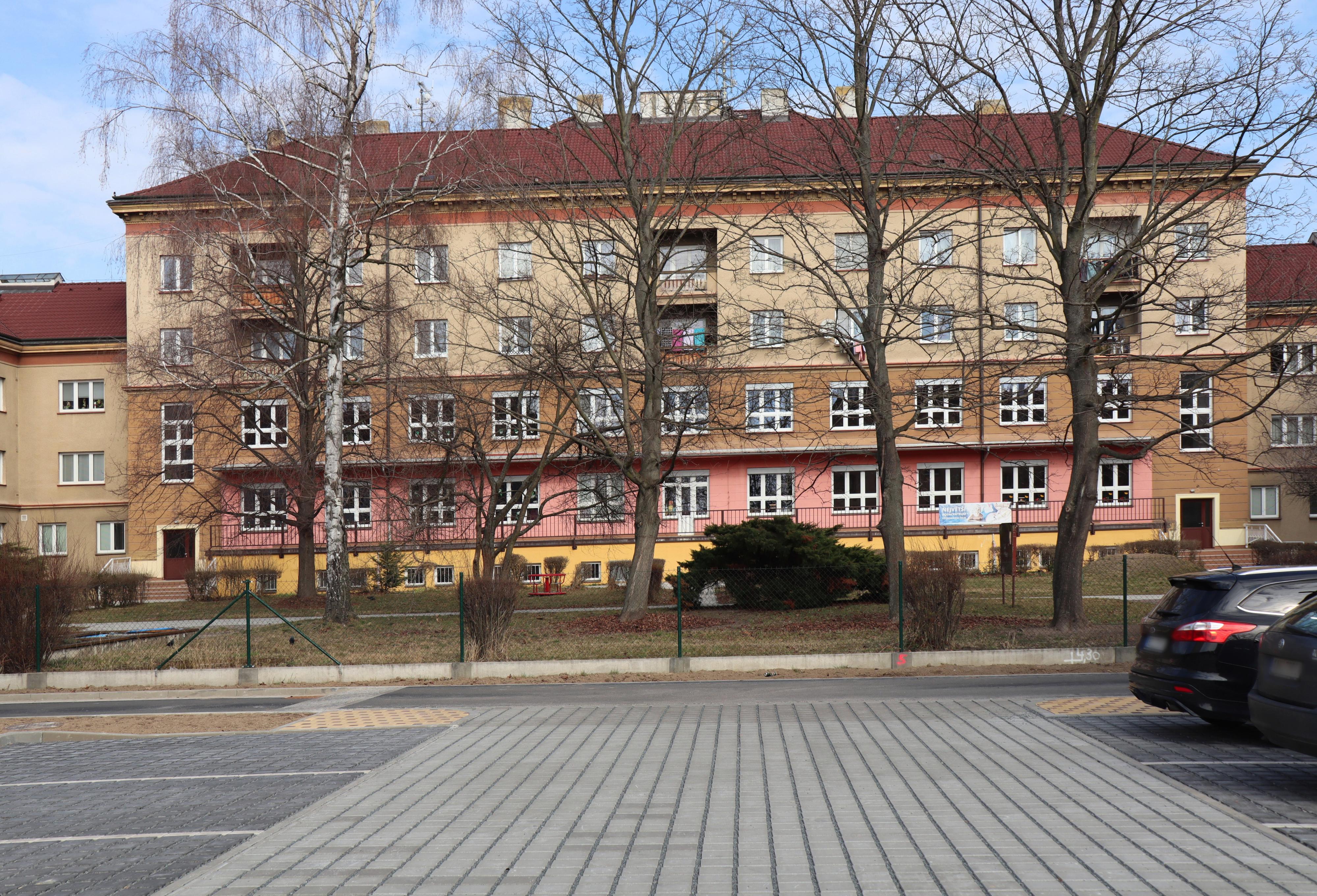 Základní škola a mateřská škola Pardubice, A. Krause 2344 foto 5