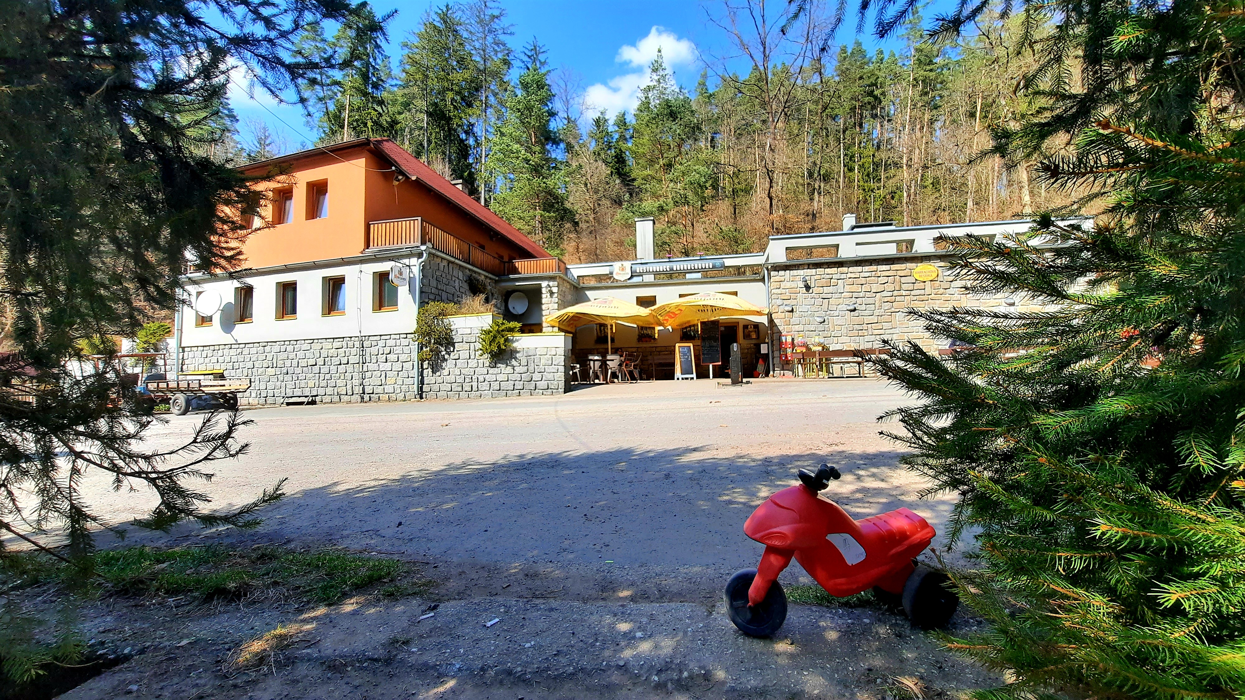 Lesní restaurace Harrachovka foto 4