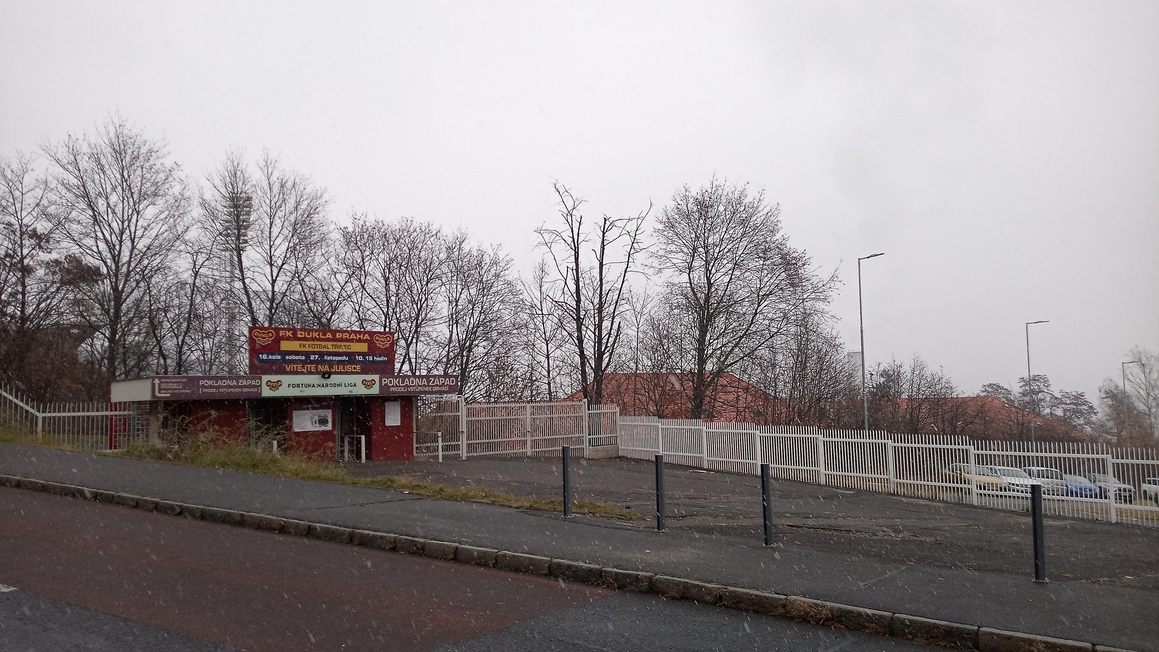 Stadion Juliska foto 4