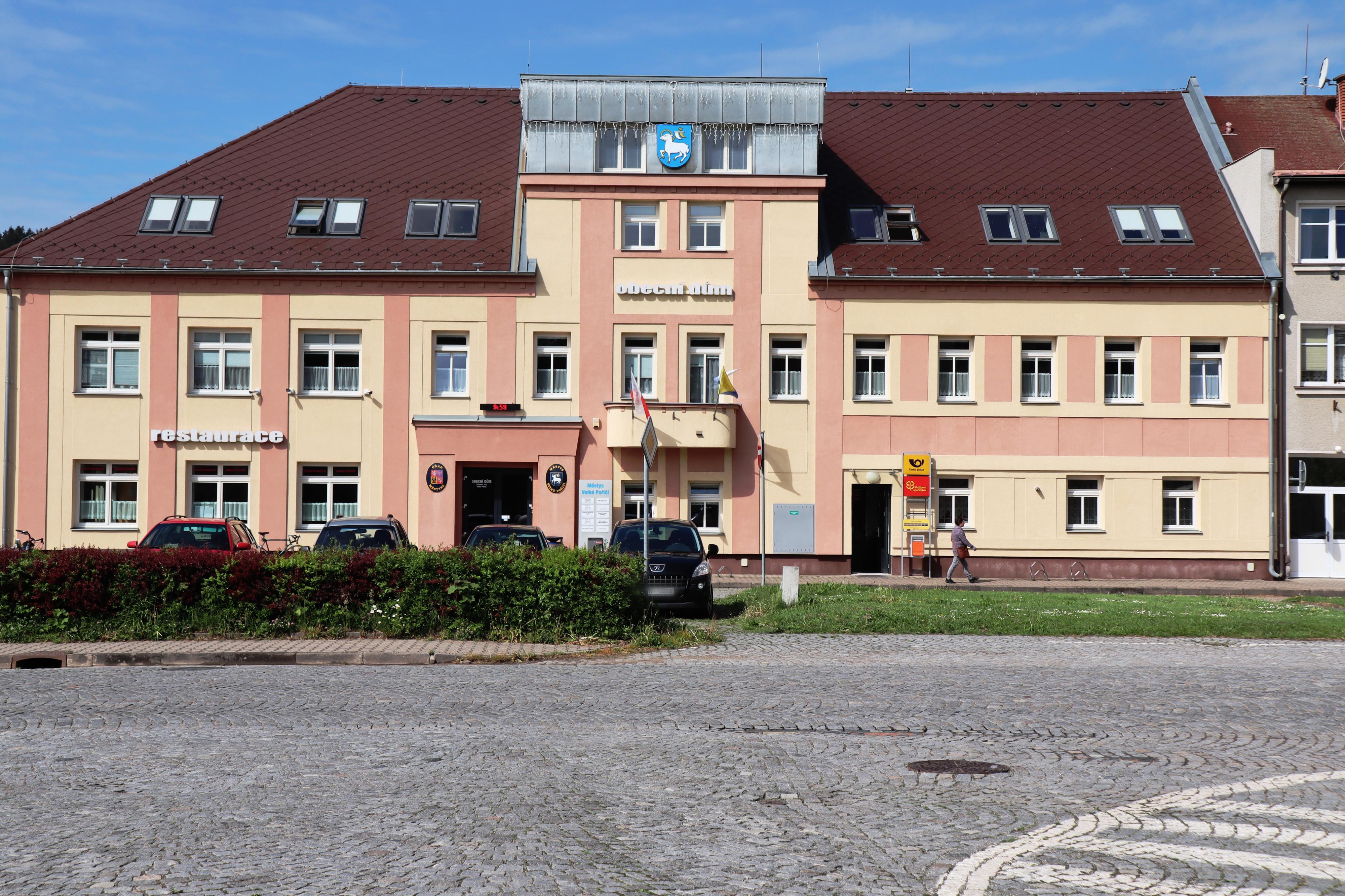 Velké Poříčí - úřad městyse foto 3