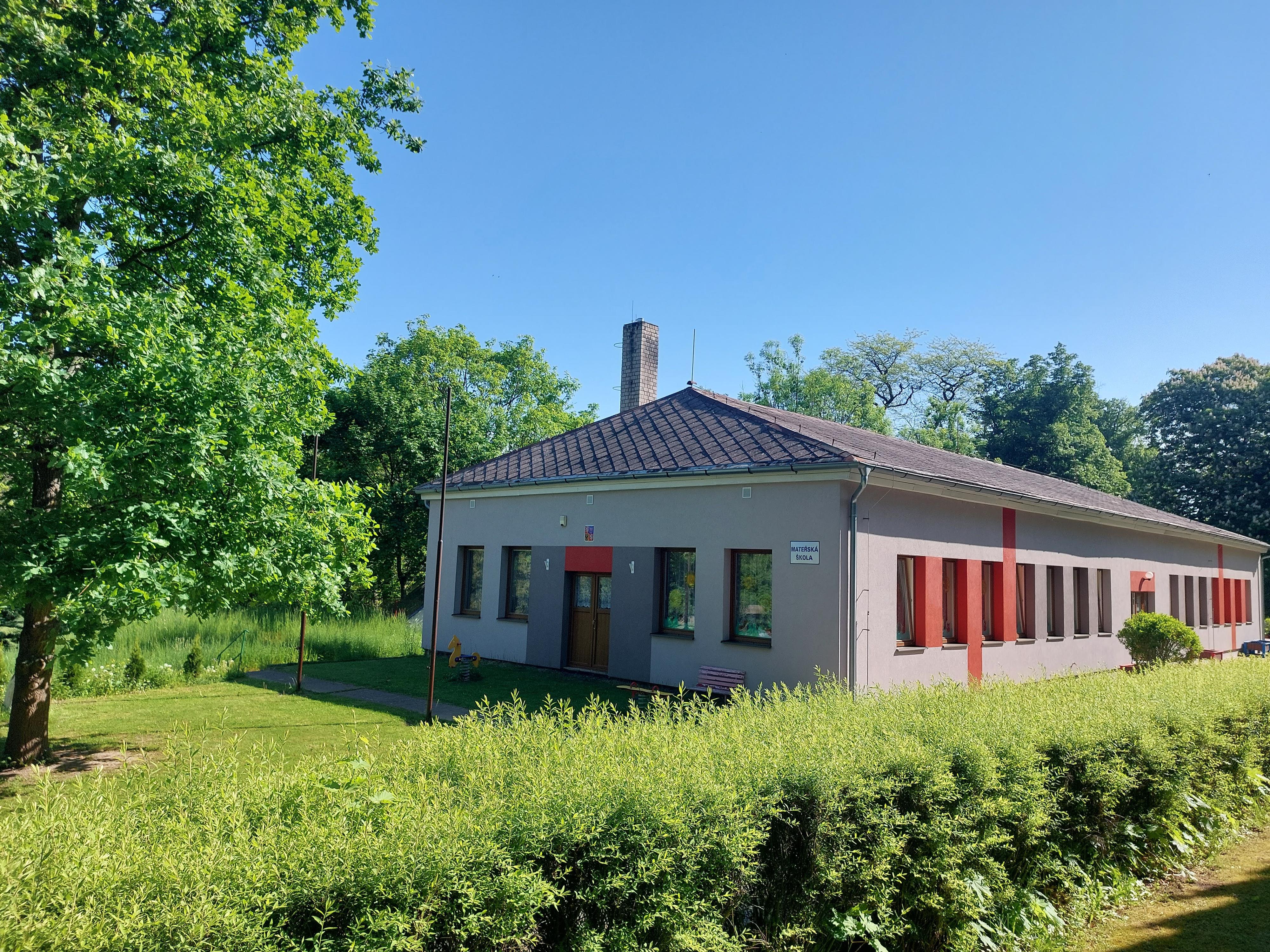 Mateřská škola Peruc, okres Louny foto 2