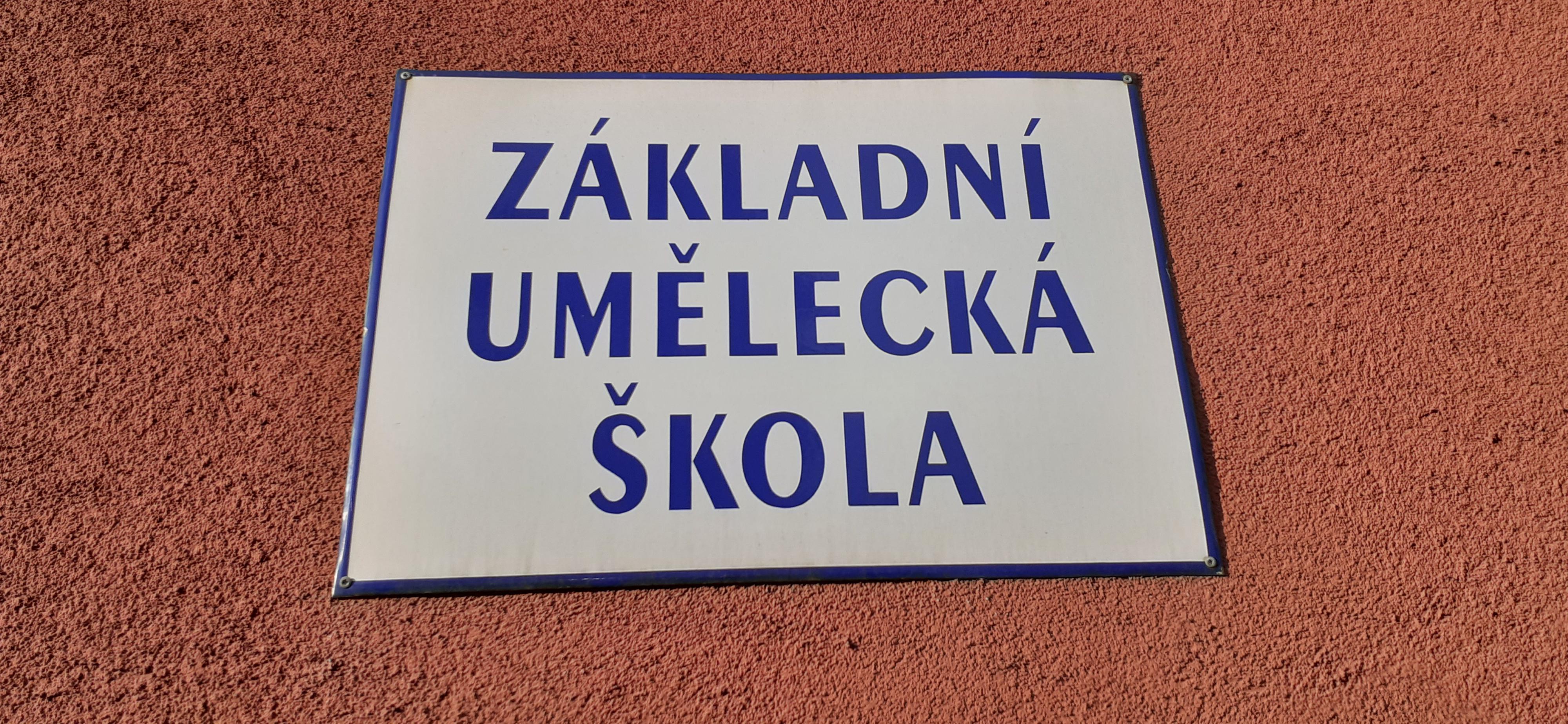 ZUŠ Frýdek-Místek, Kostíkovo náměstí foto 3