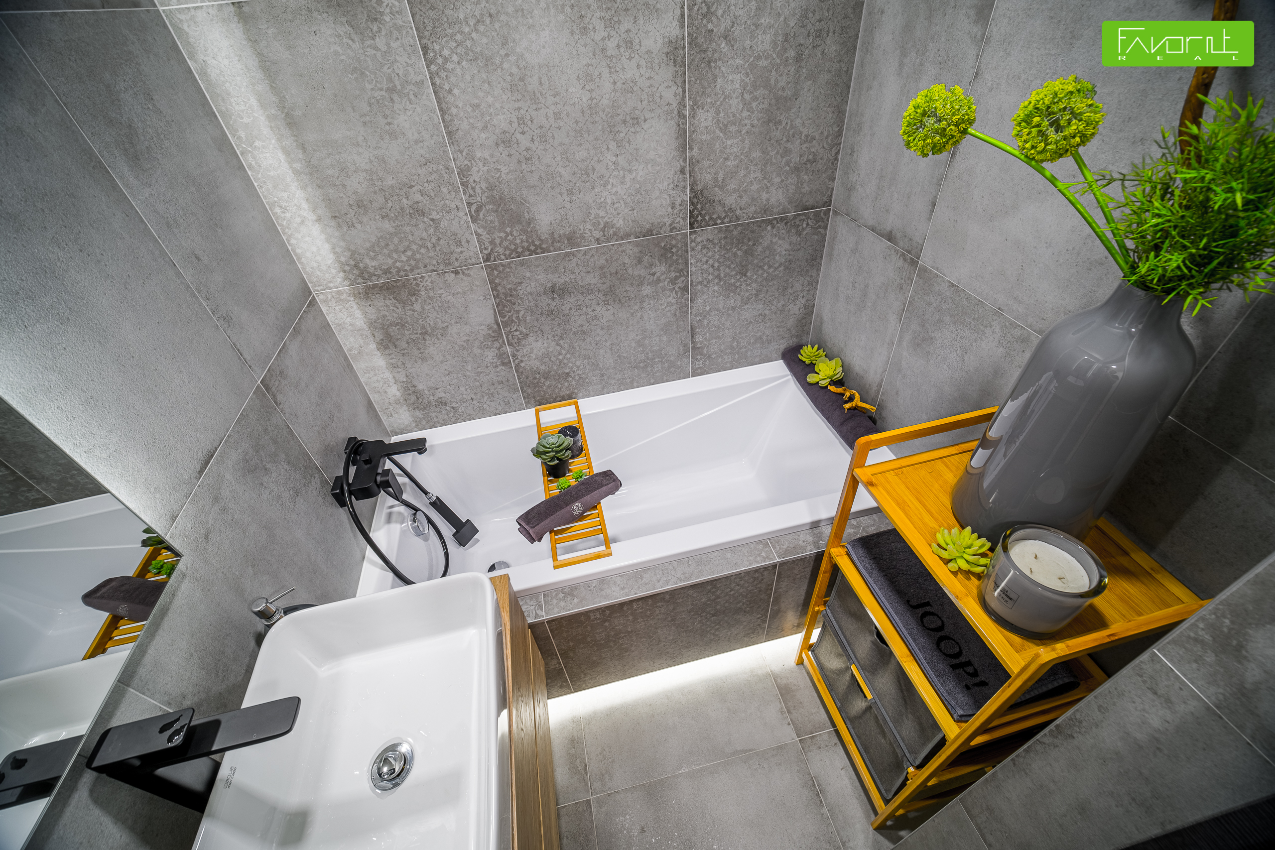 Realitní kancelář - FAVORIT REAL foto 3