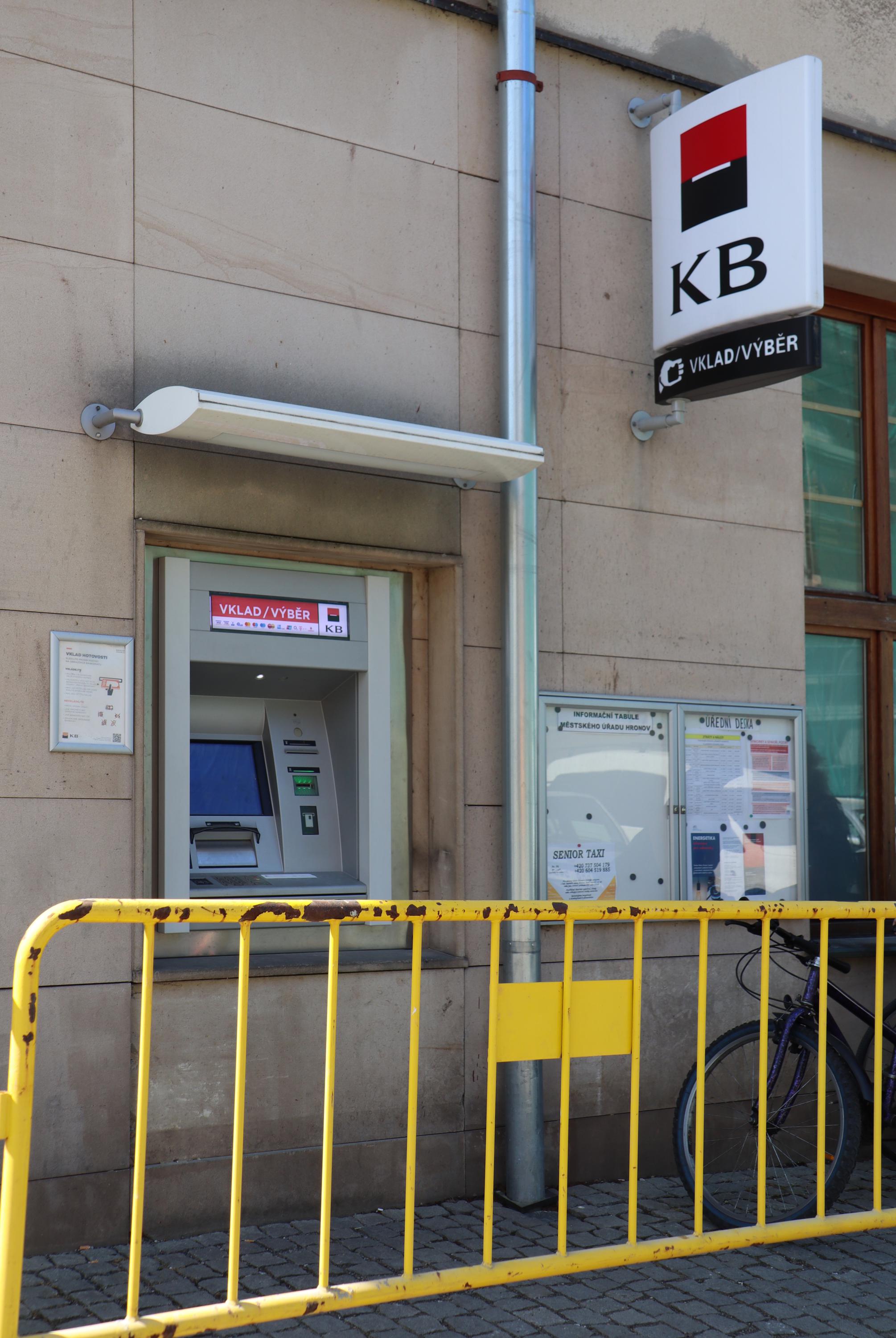 Bankomat Komerční banky foto 2
