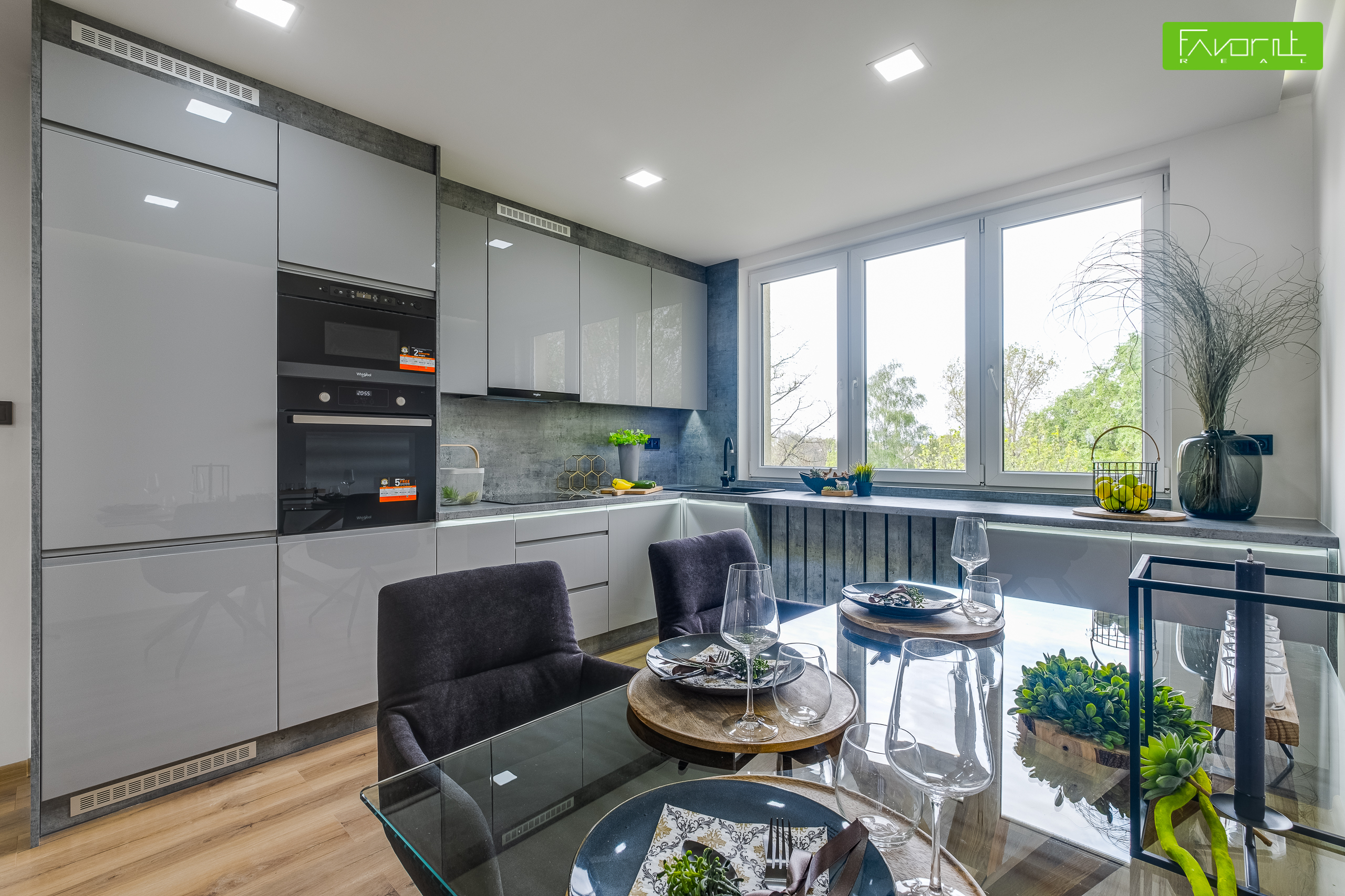 Realitní kancelář - FAVORIT REAL foto 2