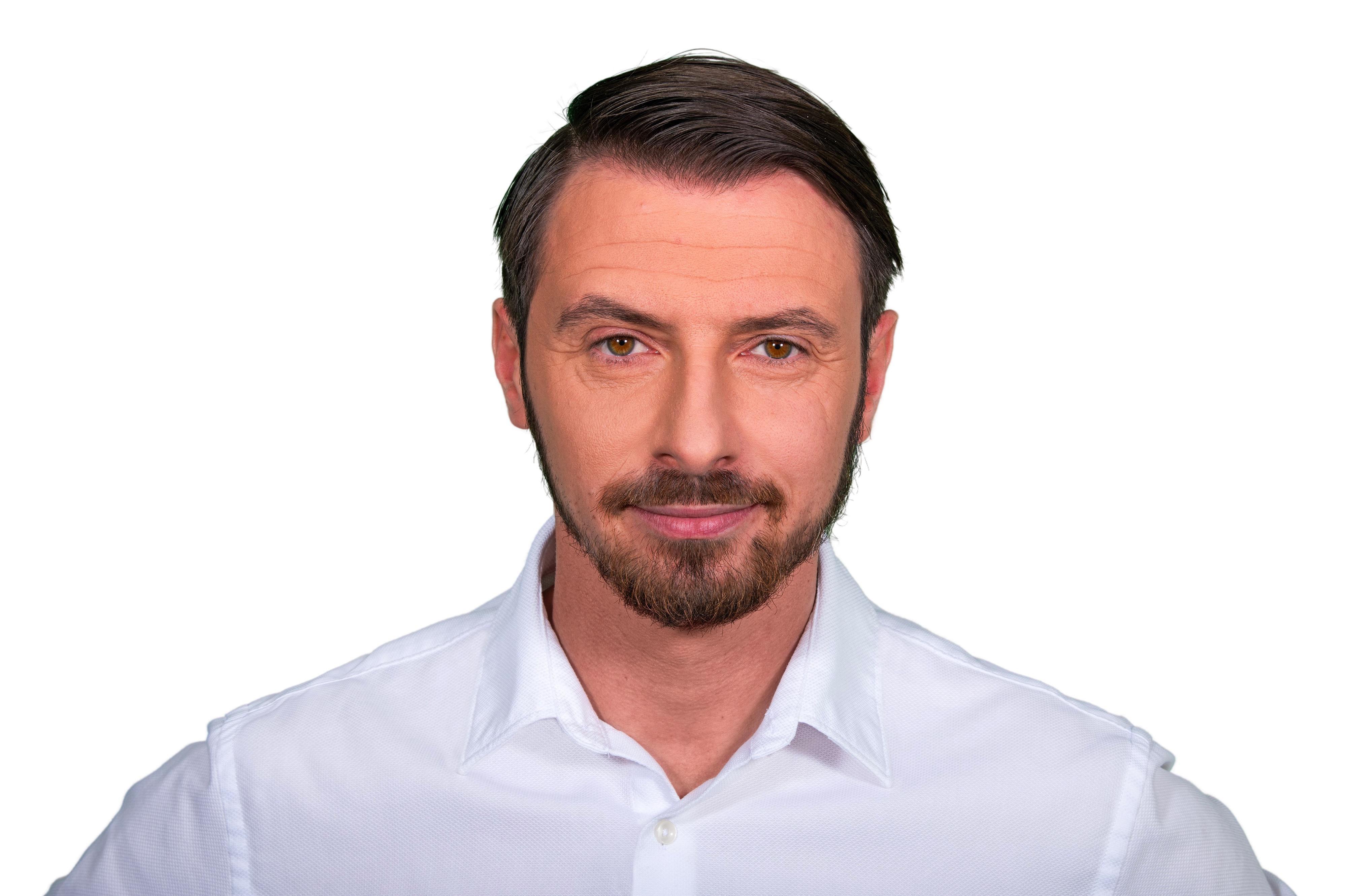 NEXT REALITY JAN KUBEŠ & PARTNEŘI