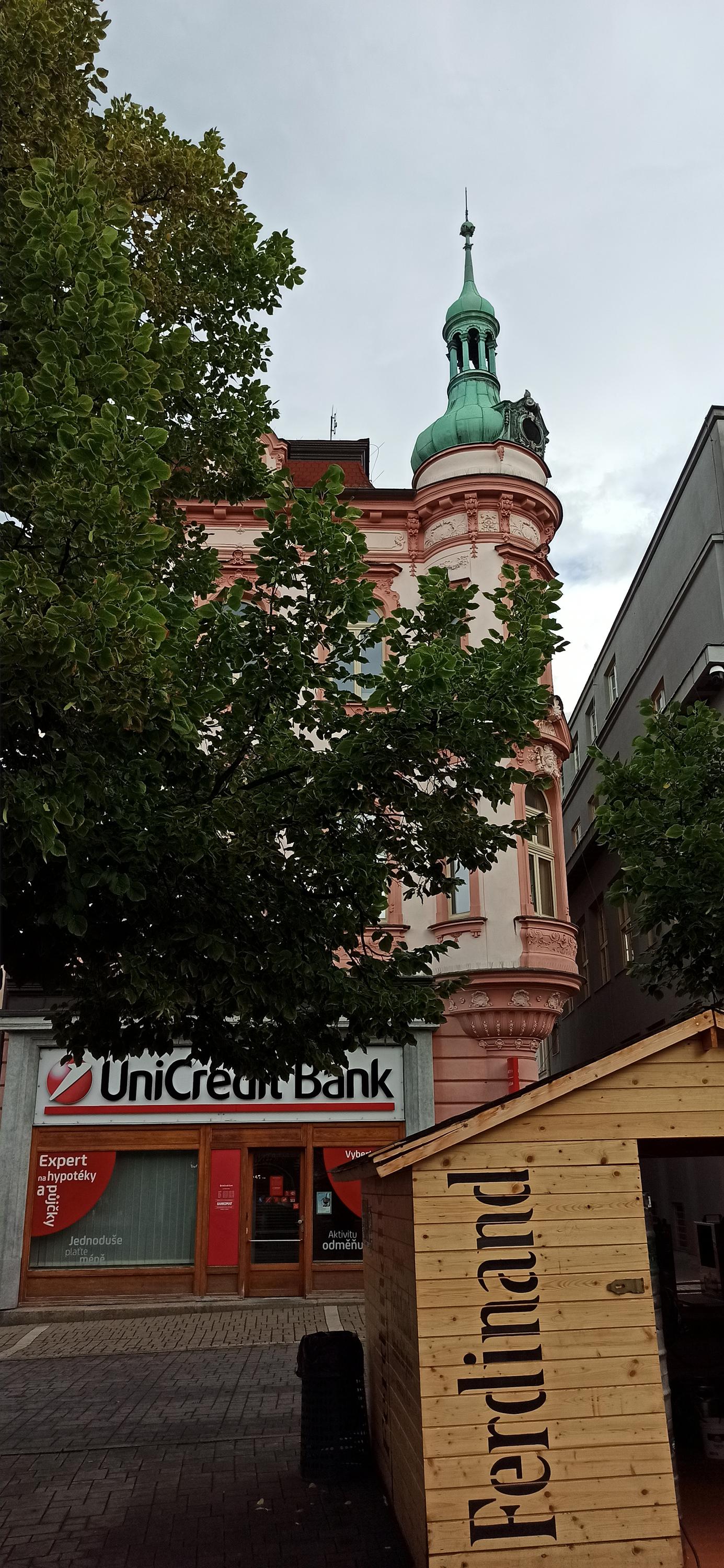 UniCredit Bank Czech Republic and Slovakia, a.s. foto 3