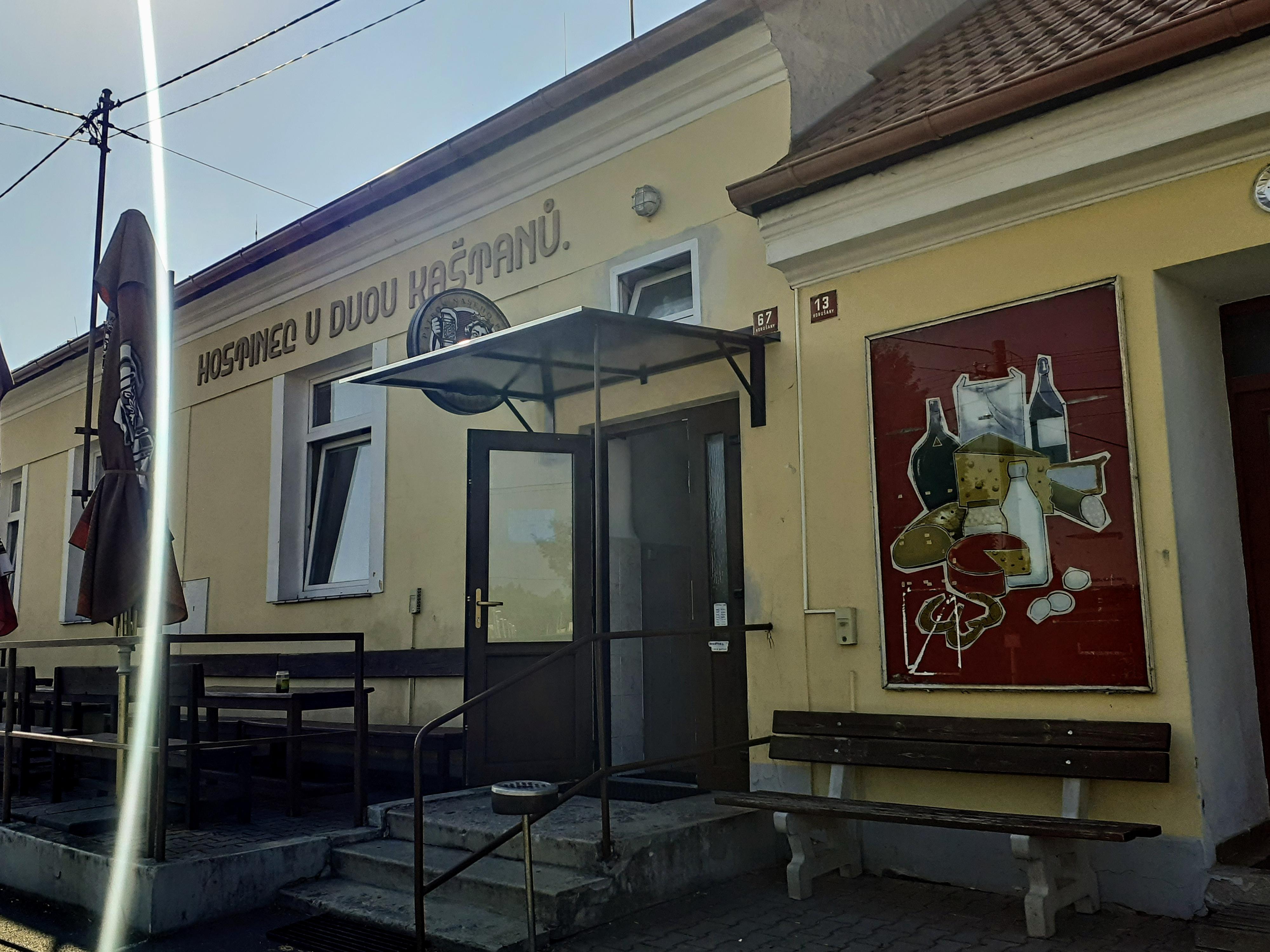 Hostinec U dvou kaštanů