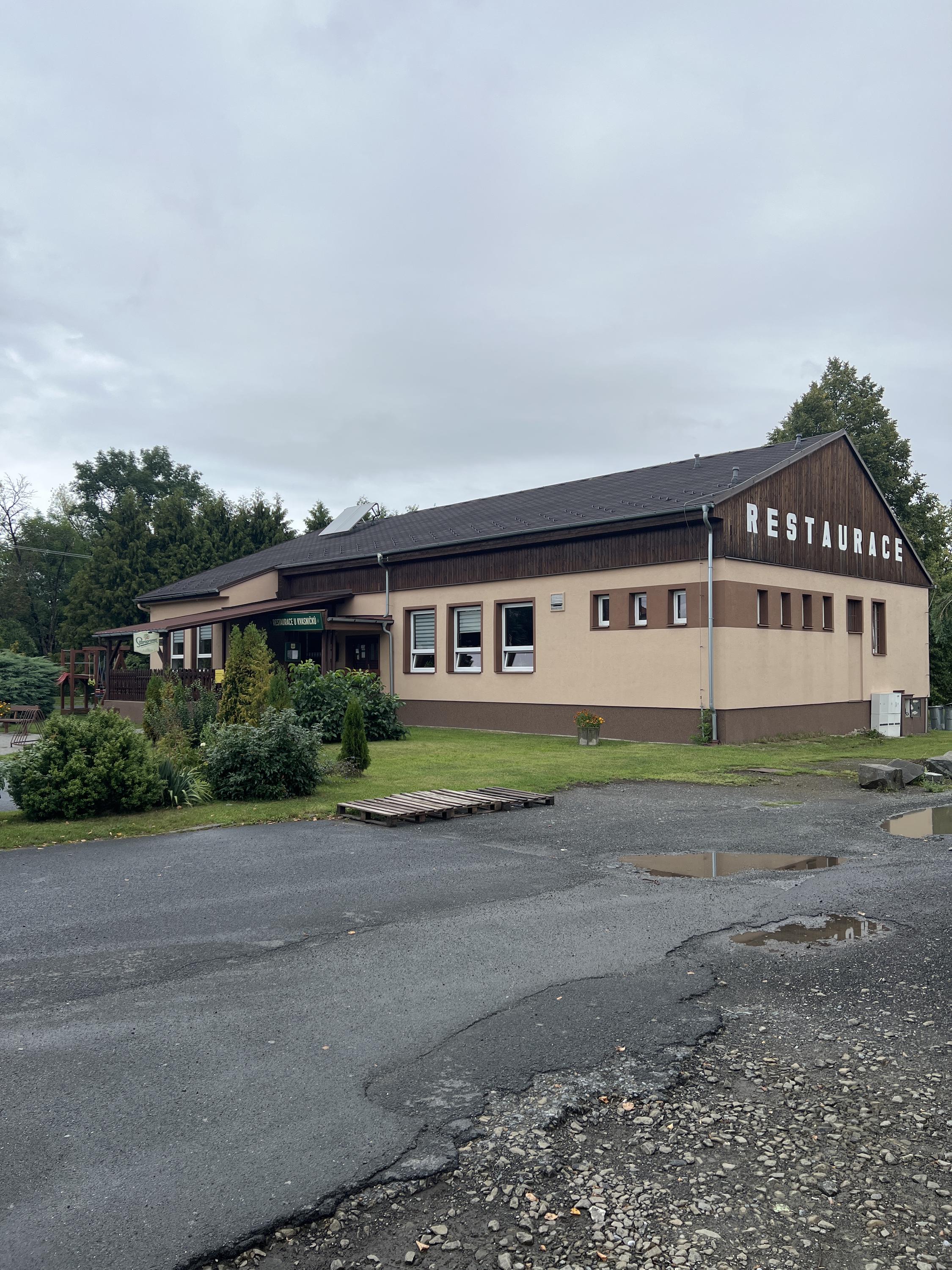 Restaurace U Kvasničků foto 2