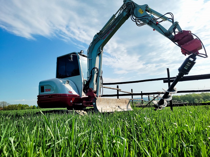 Bronislav Beneš - zemní a výkopové práce foto 2