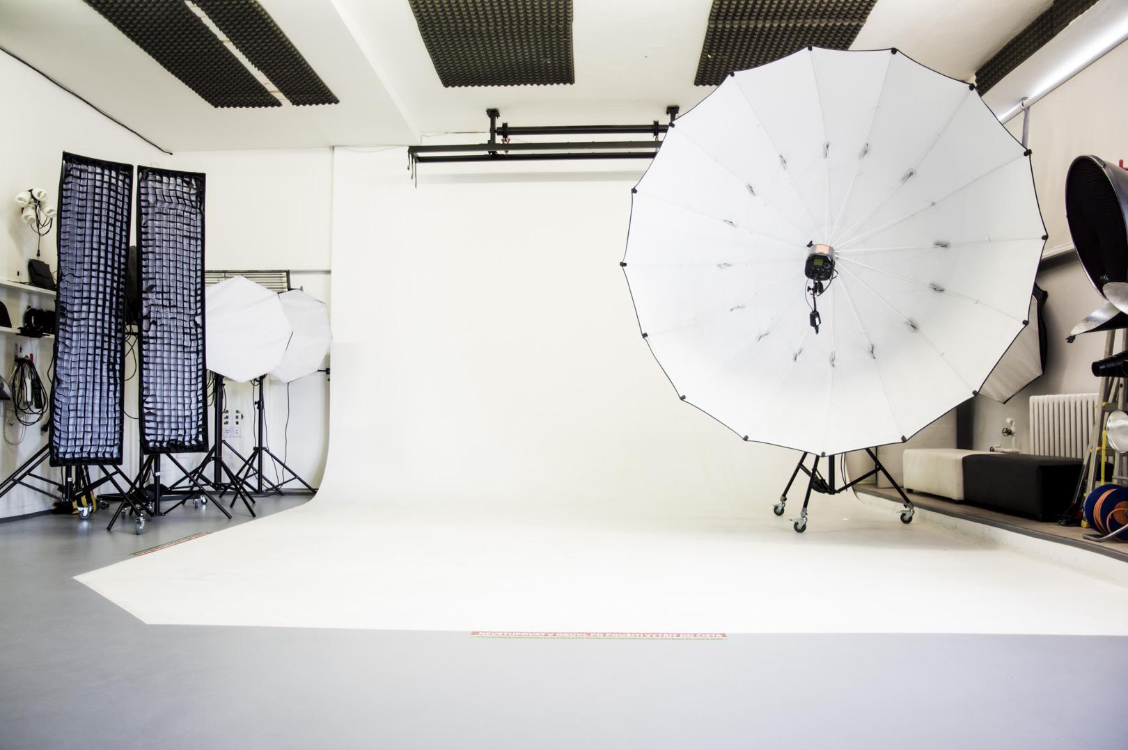 digifoto.cz / pronájem fotoateliéru