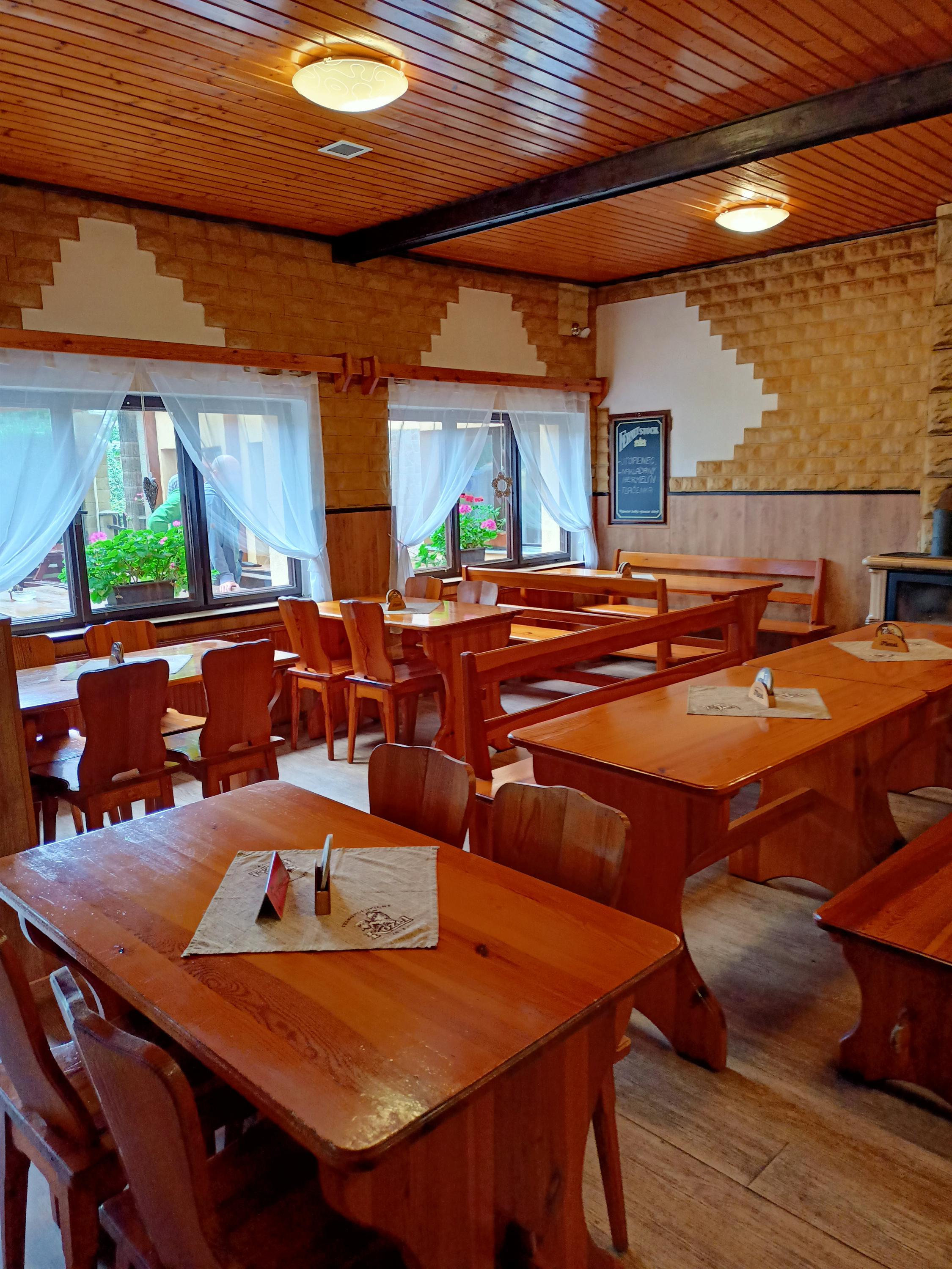 Restaurace Na rybníčku foto 5