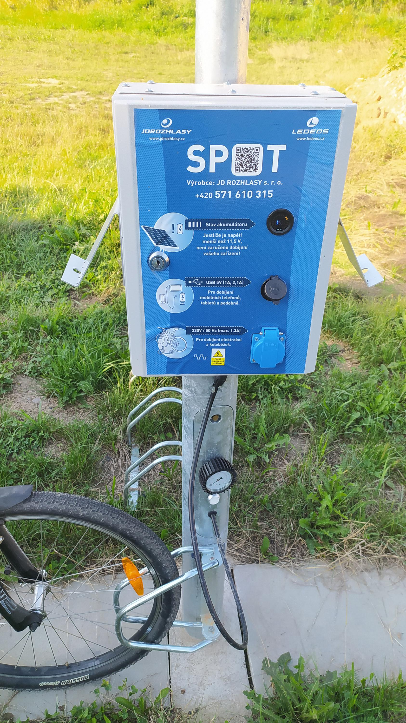 Multifunkční nabíjecí stanice Ludgeřovice foto 3