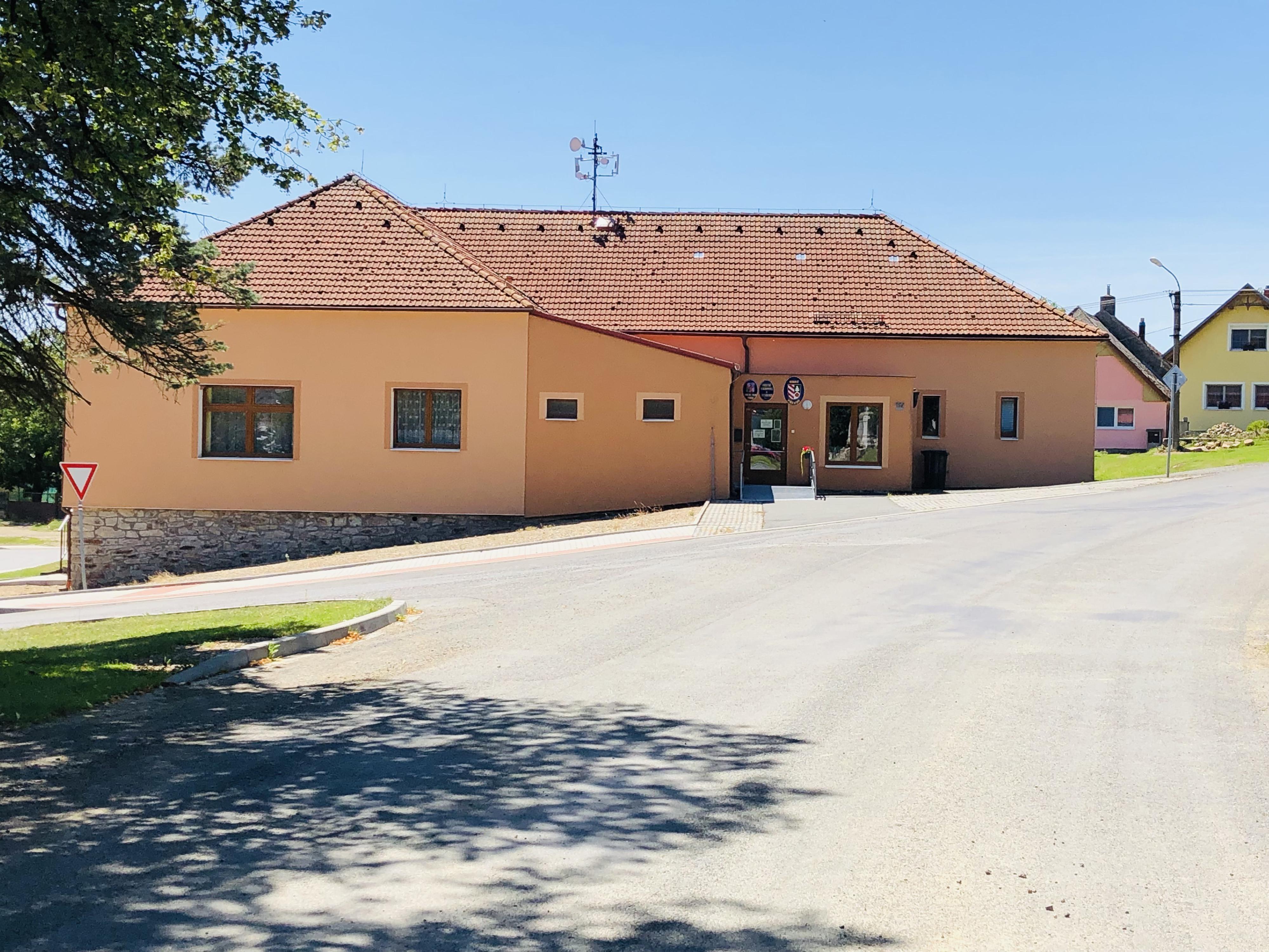 Těškov - obecní úřad