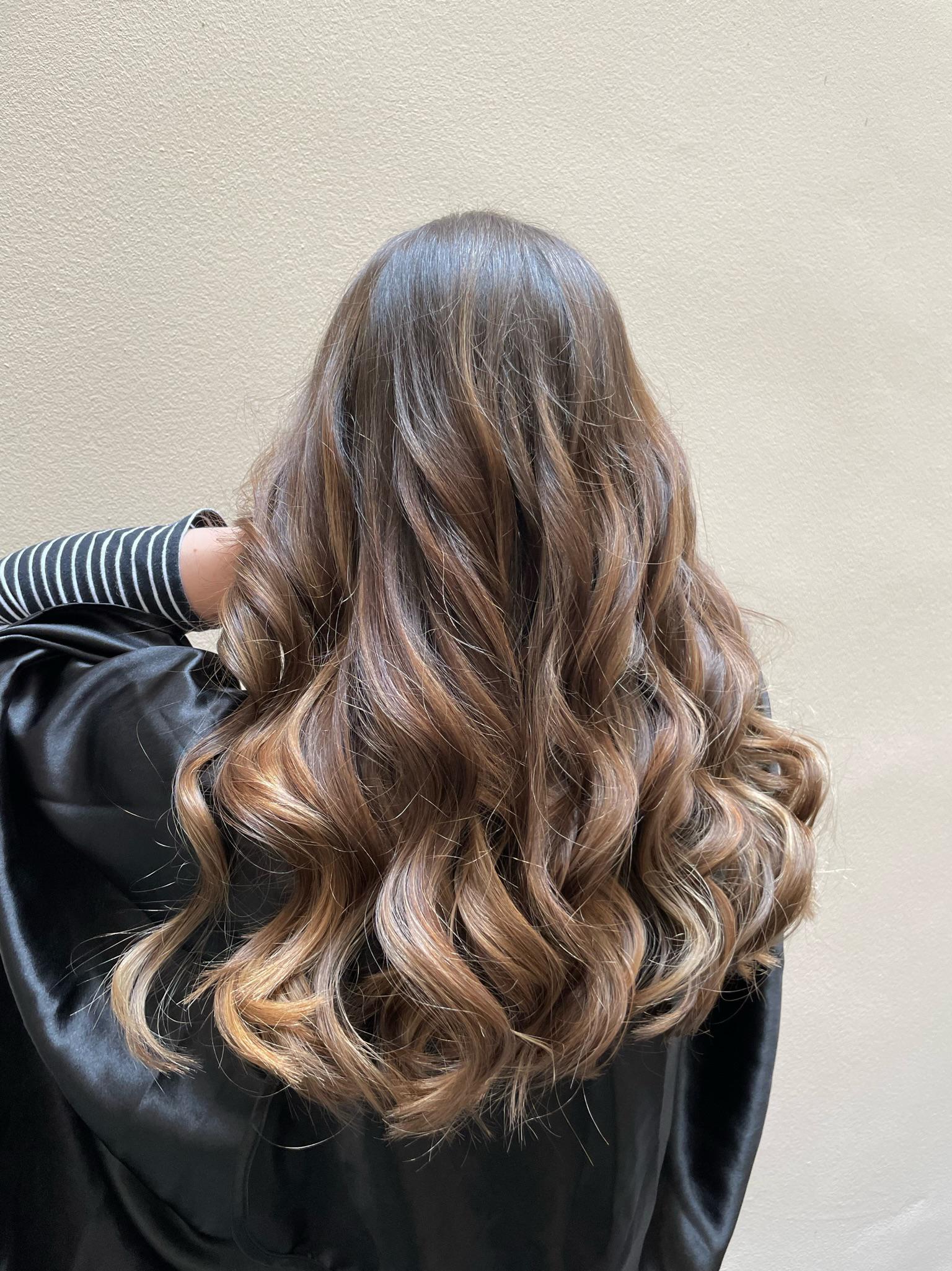 Shiny hair studio Praha foto 6