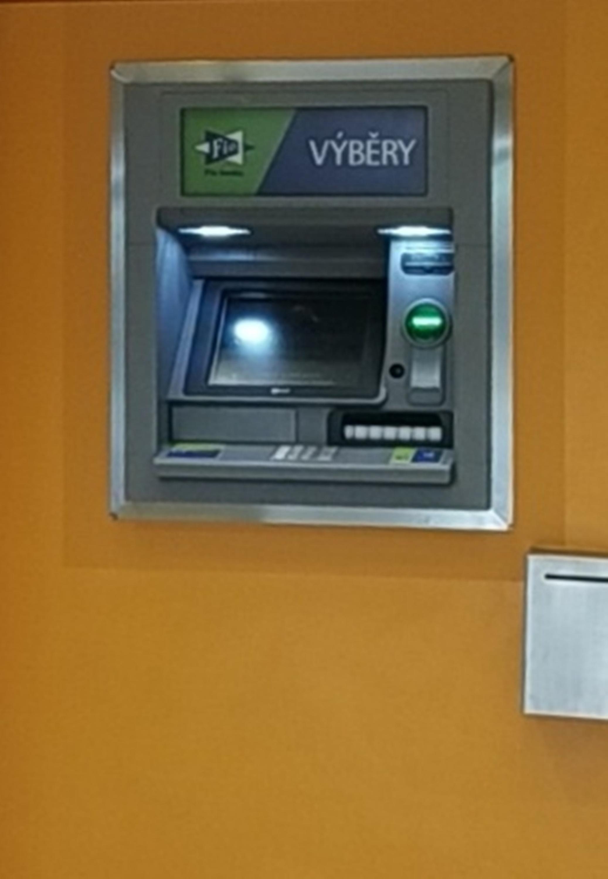 Bankomat Fio banky foto 3