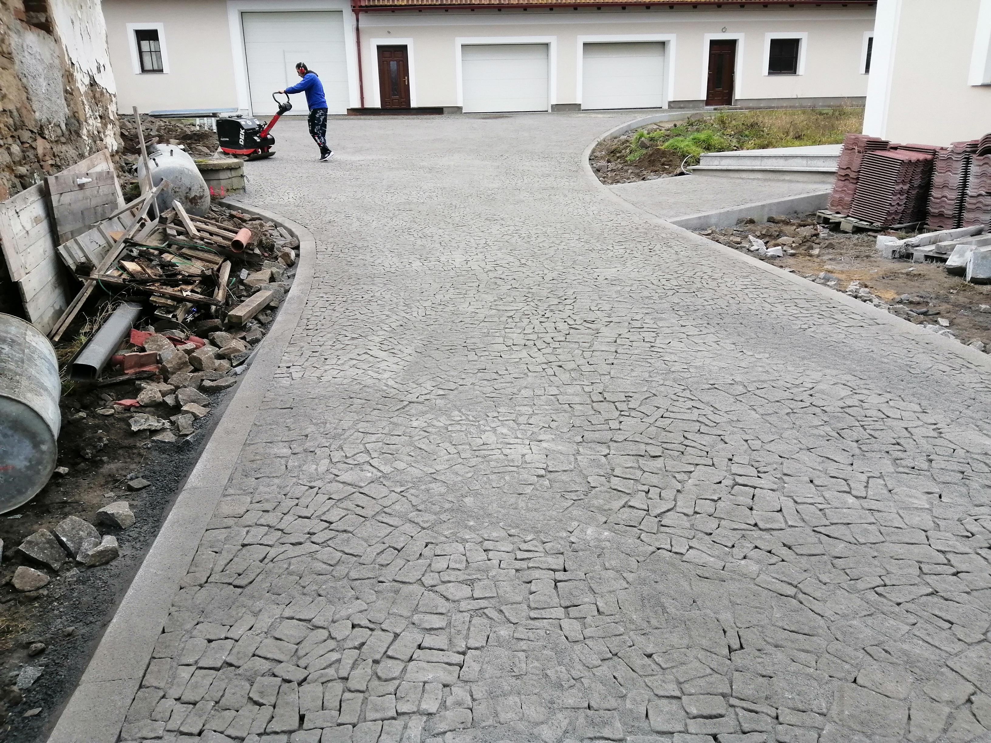Pokládka dlažeb - Zdeněk Danihel foto 5