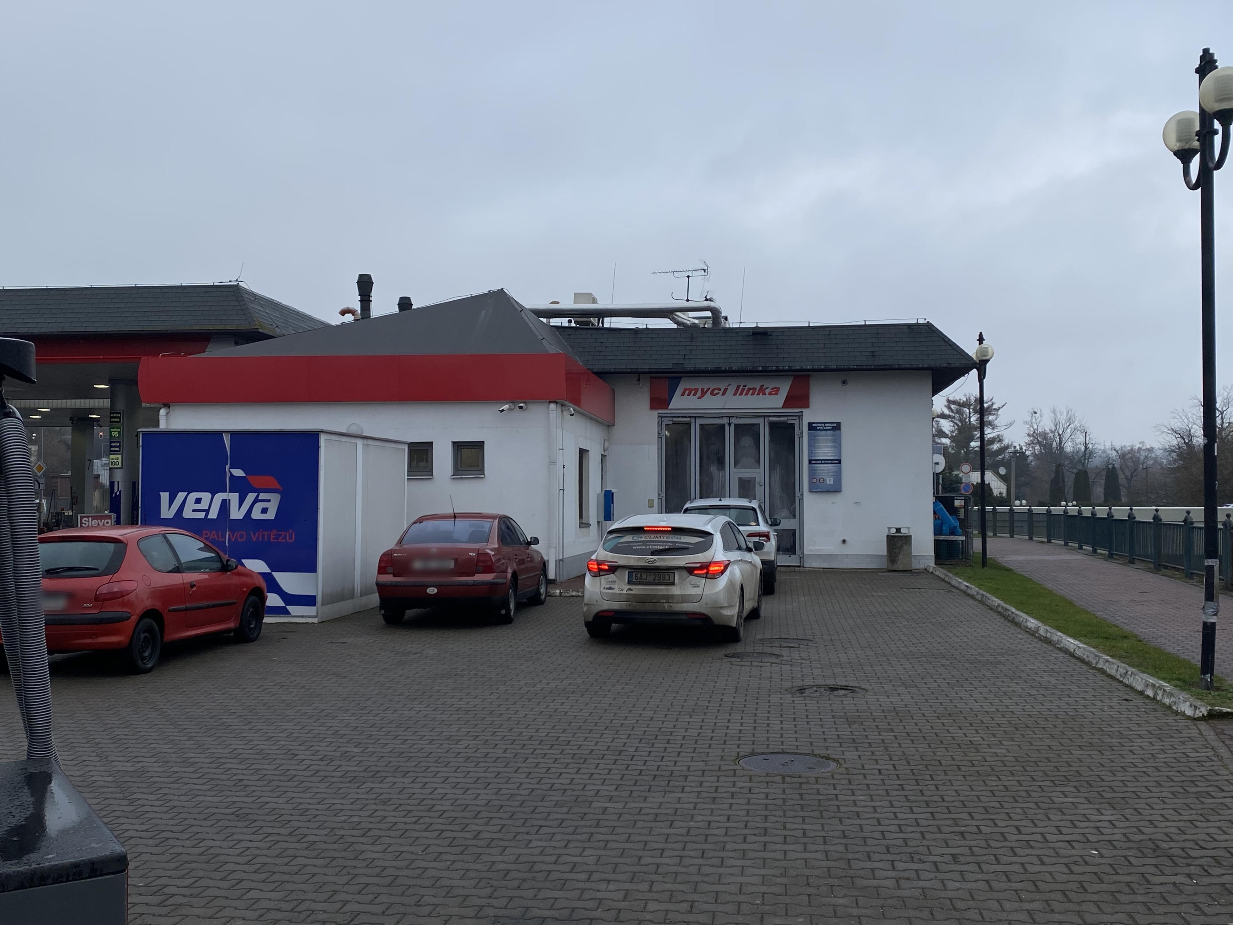 Mycí linka ORLEN foto 2