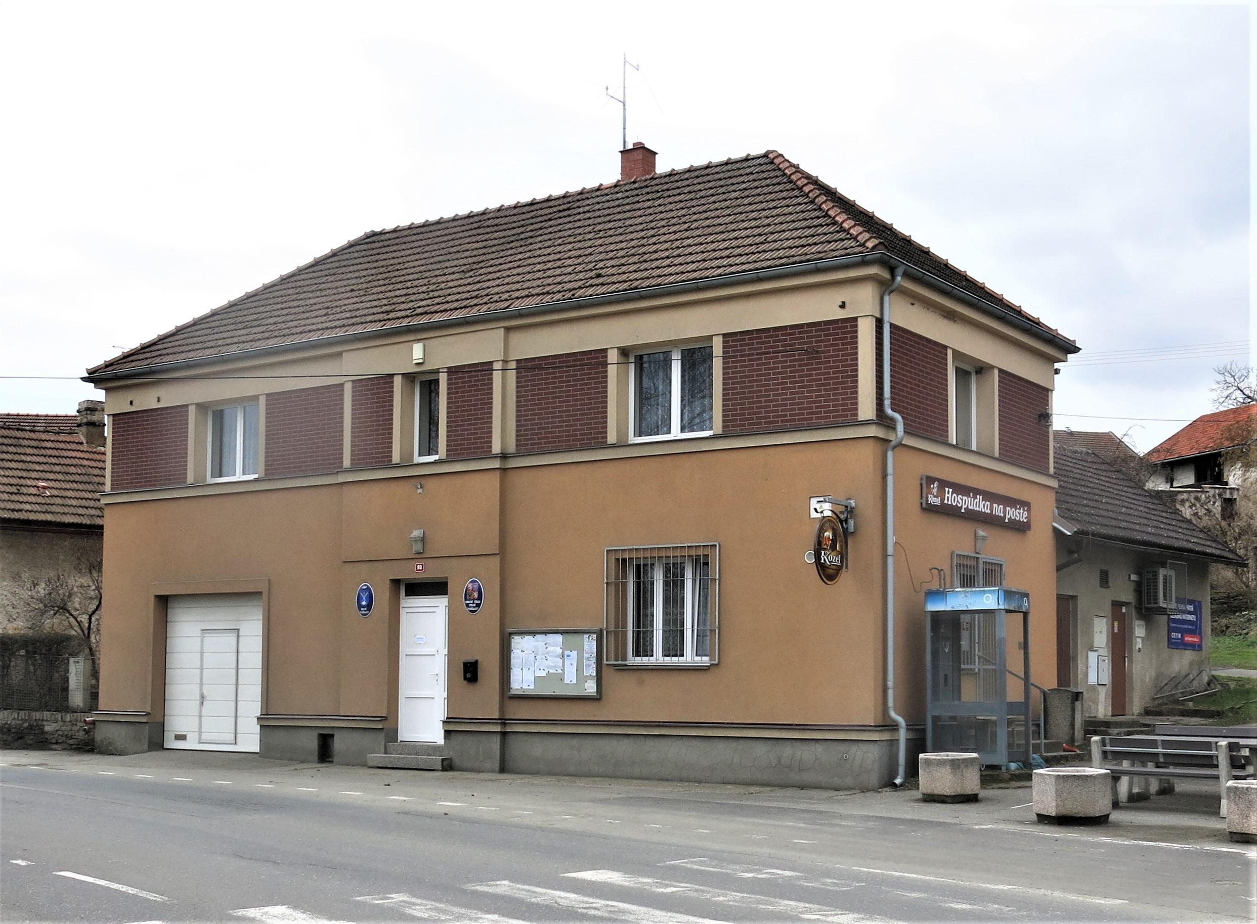 Polní Voděrady - obecní úřad