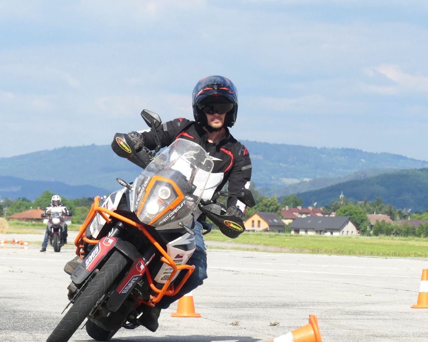 Autoškola pro náročné foto 6