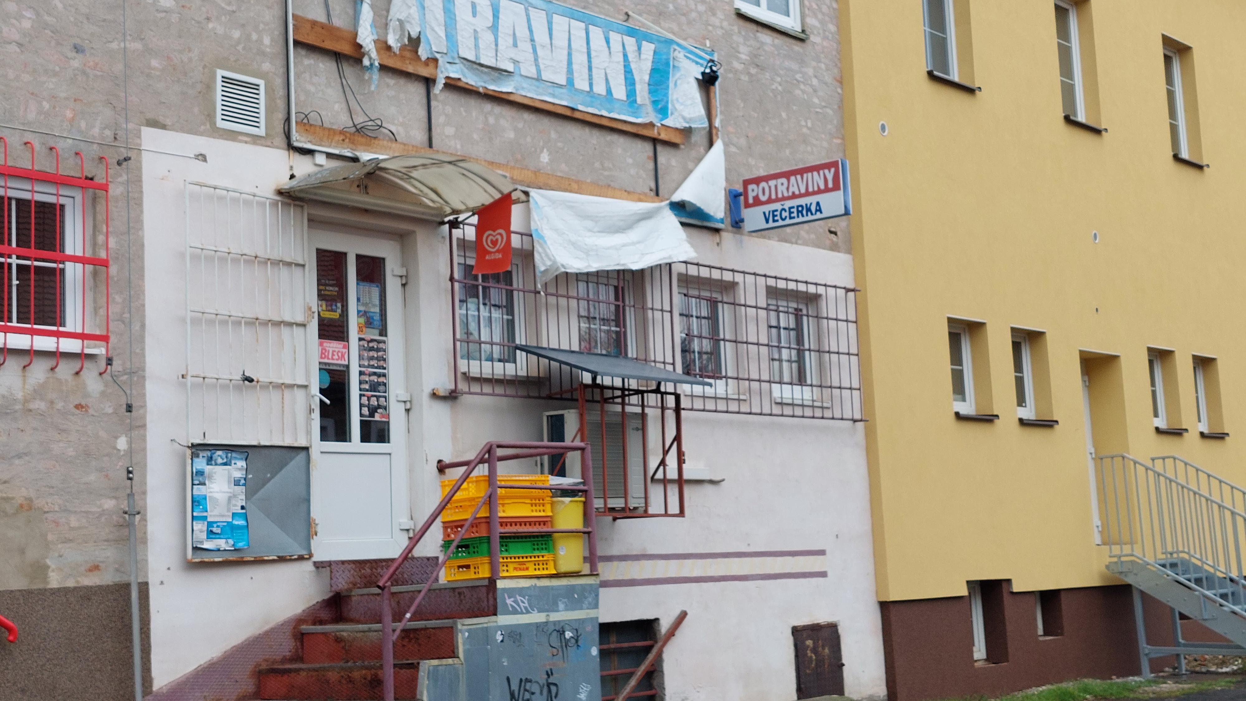 Potraviny S. K. Neumanna 1058, Litvínov foto 3