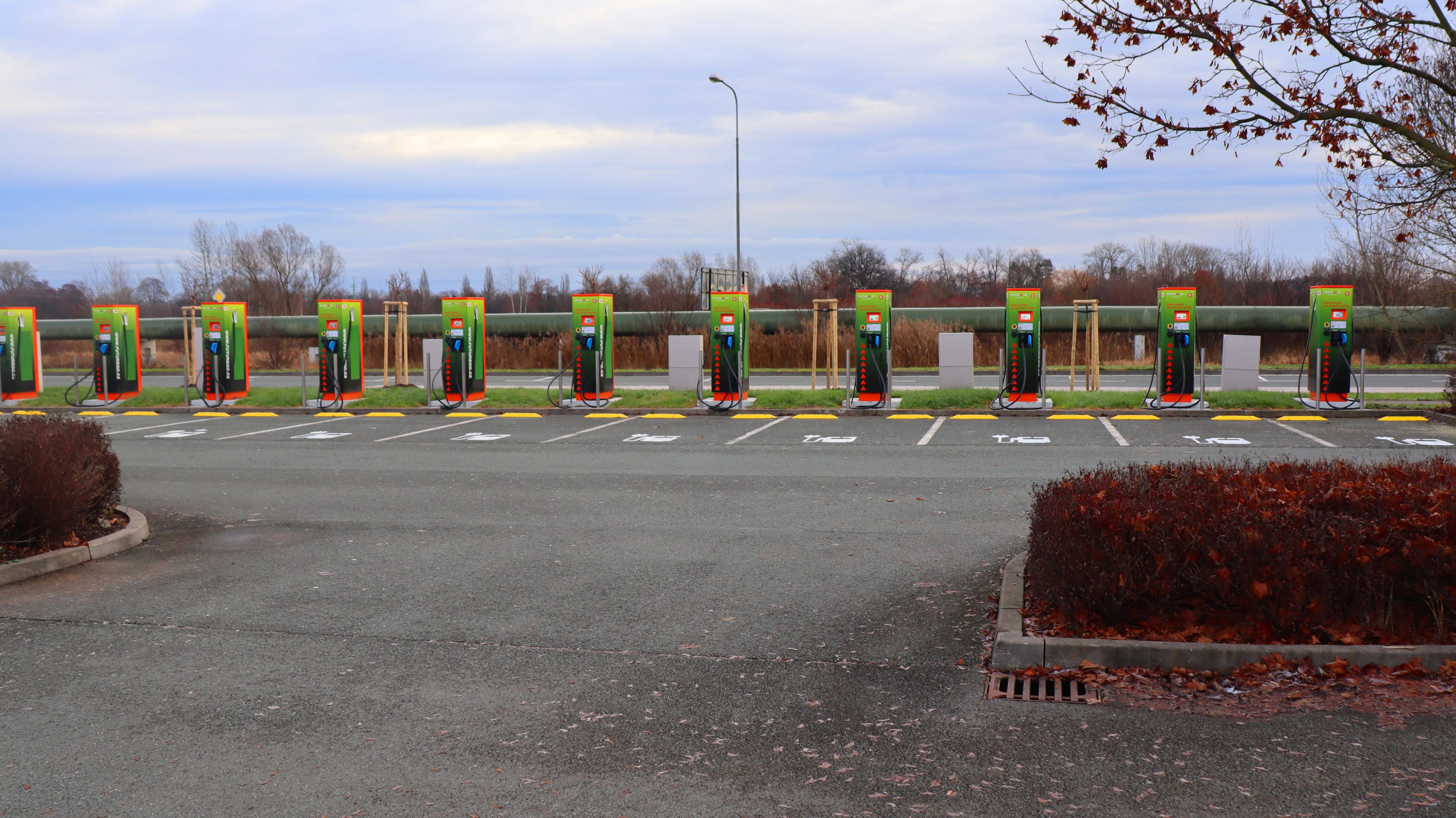 Nabíjecí stanice ČEZ foto 4