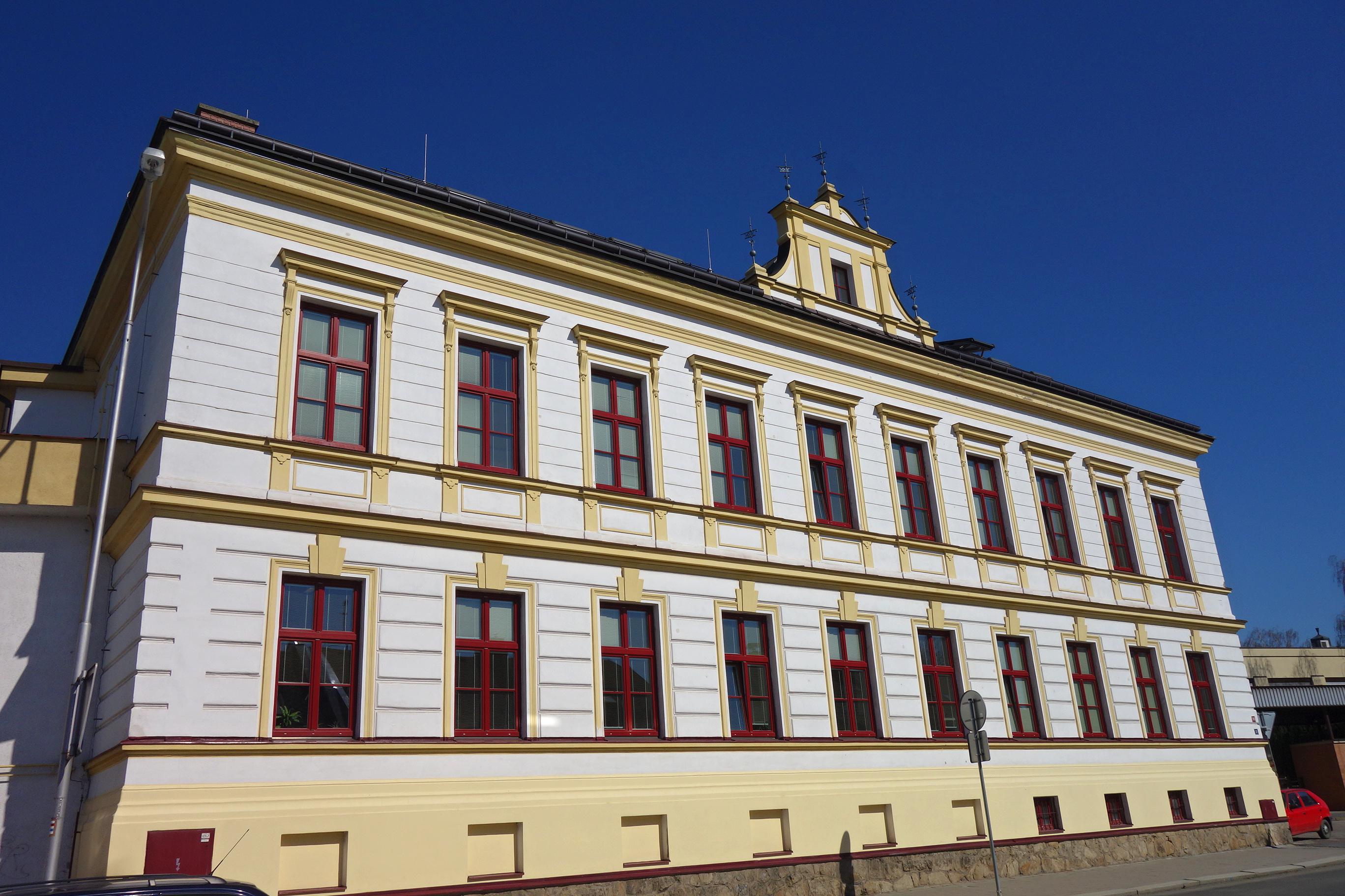 Střední zdravotnická škola a Vyšší odborná škola zdravotnická Havlíčkův Brod foto 3