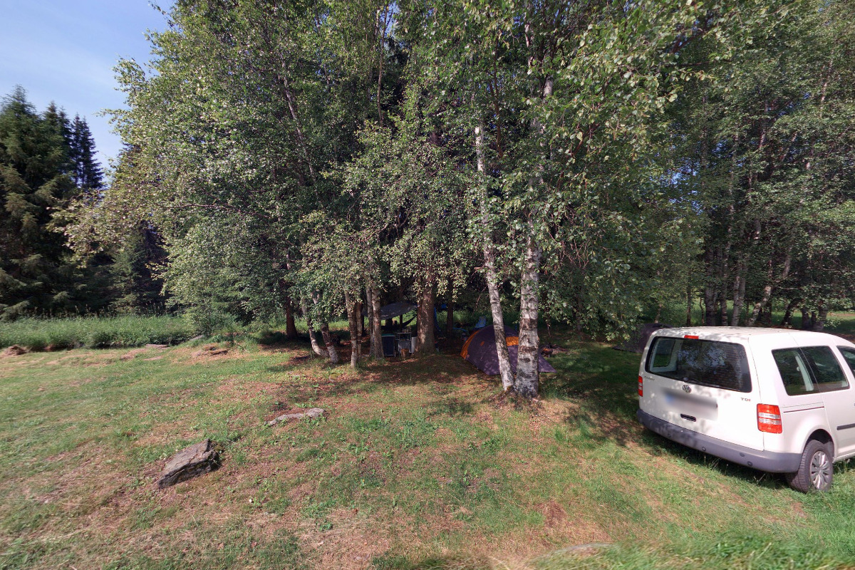 Kiosek - veřejné tábořiště Zahrádky foto 3