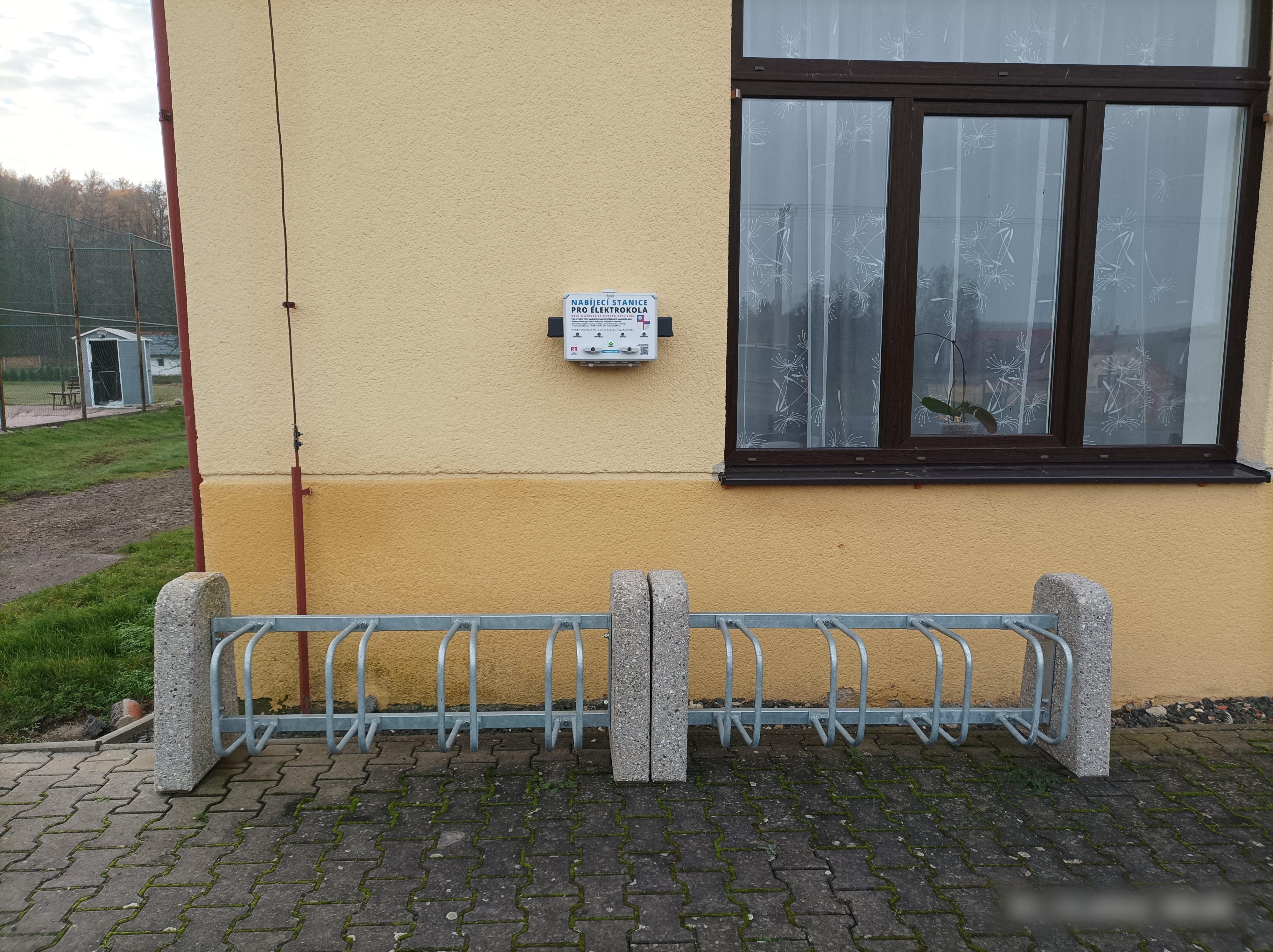 Nabíjecí stanice Obec Slavhostice