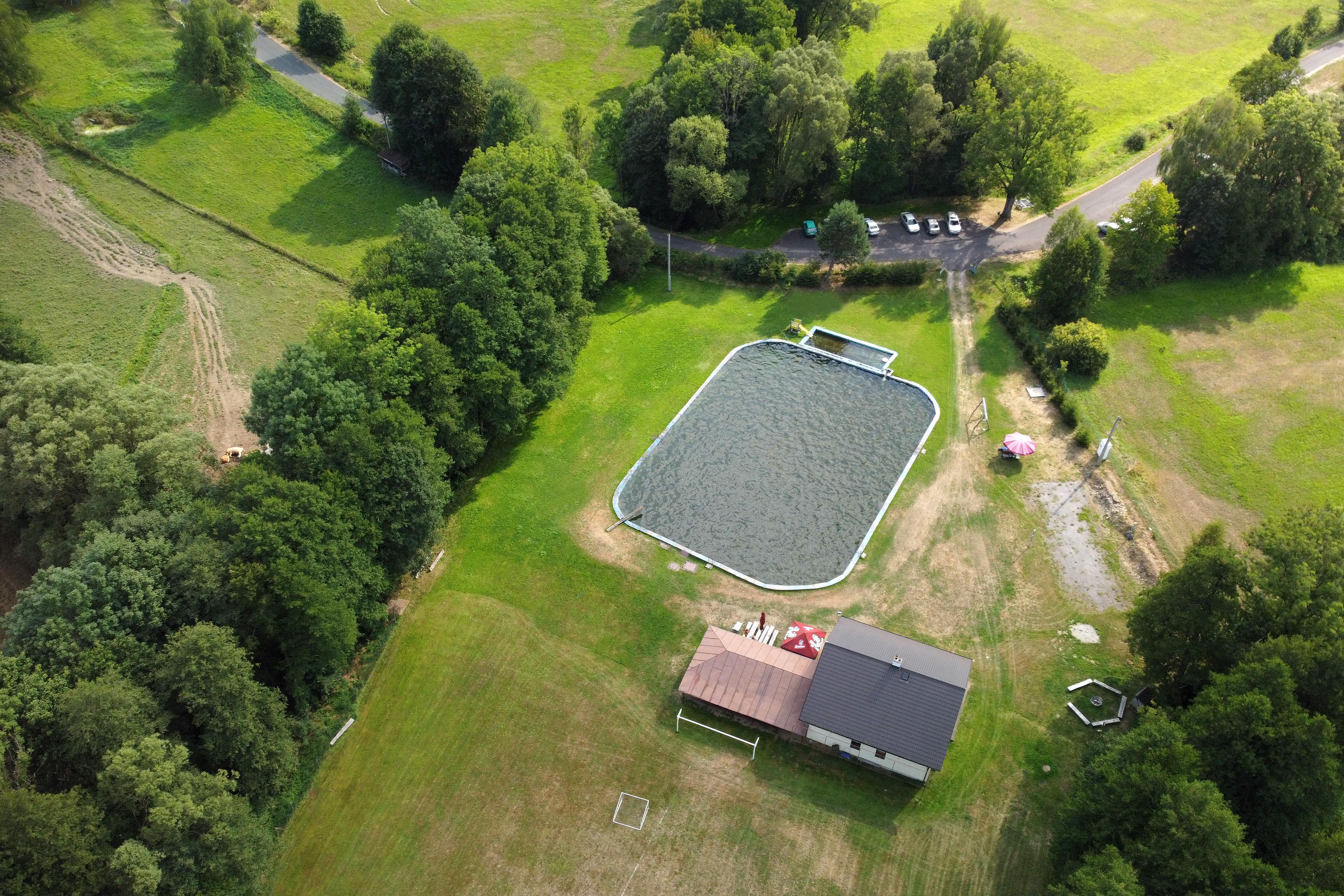 Koupaliště Petrovice u Sušice foto 1