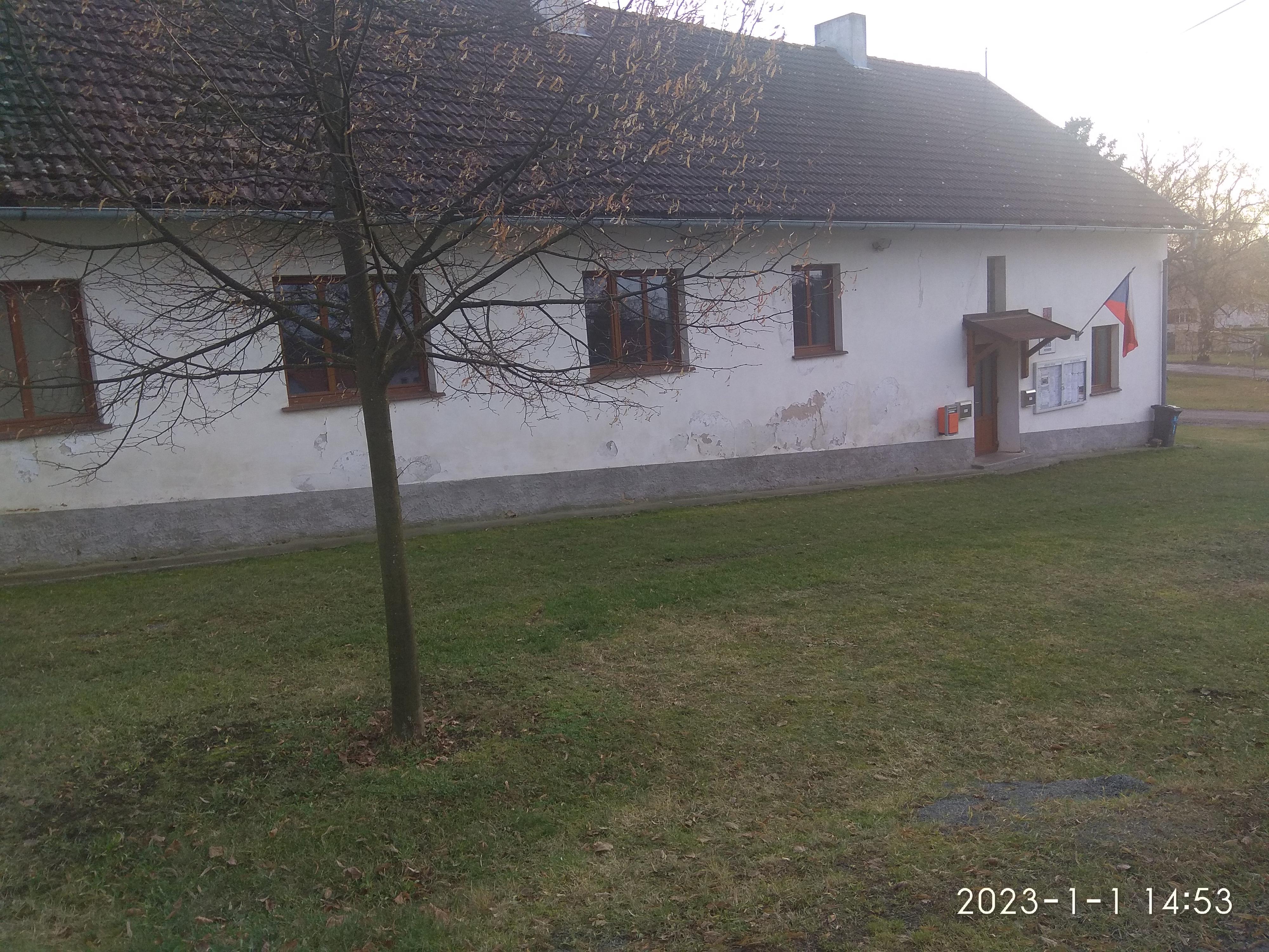 Potvorov - obecní úřad foto 2