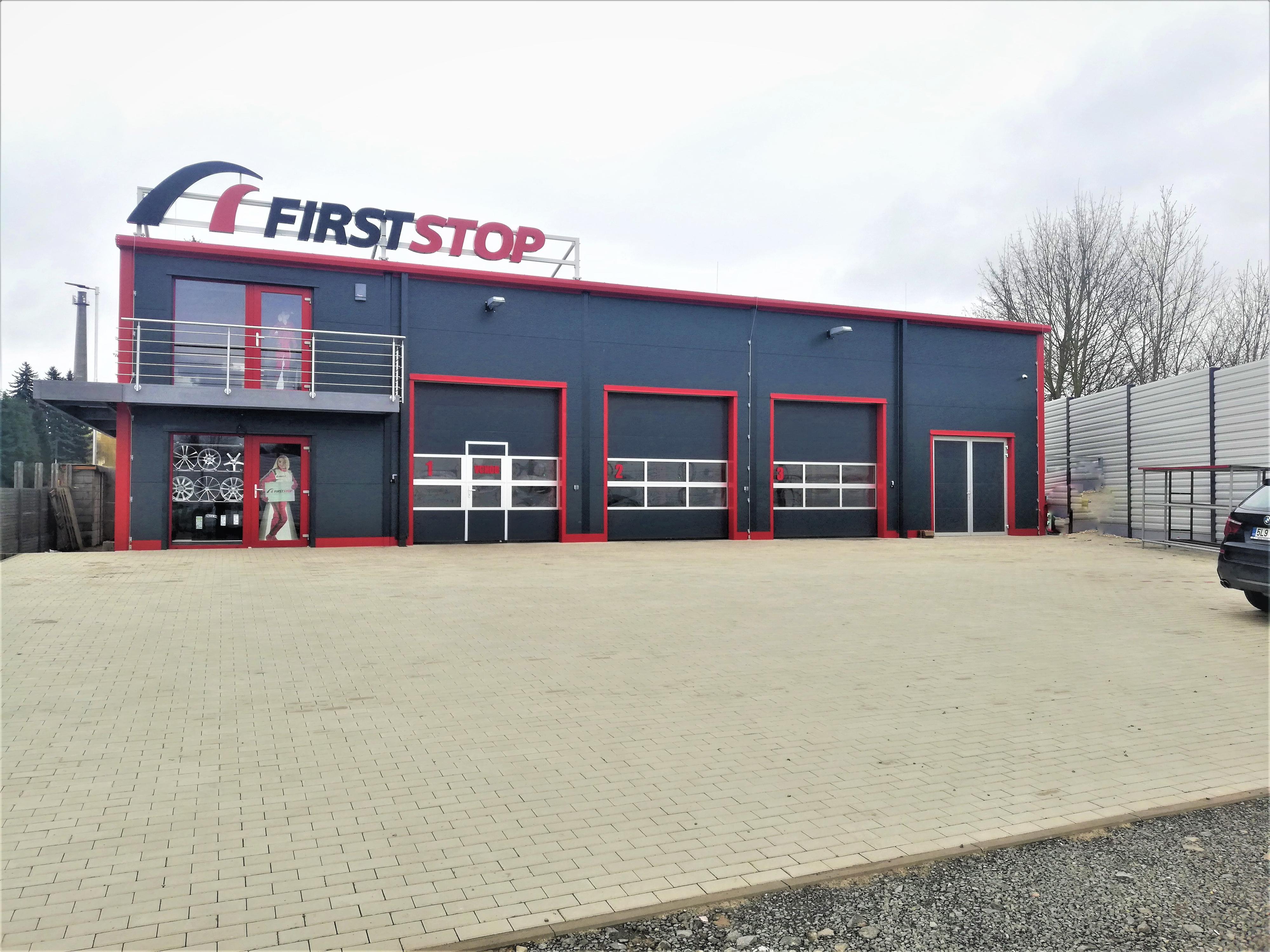 PNEUSERVIS NA VÝŠINCE-FIRSTSTOP foto 5