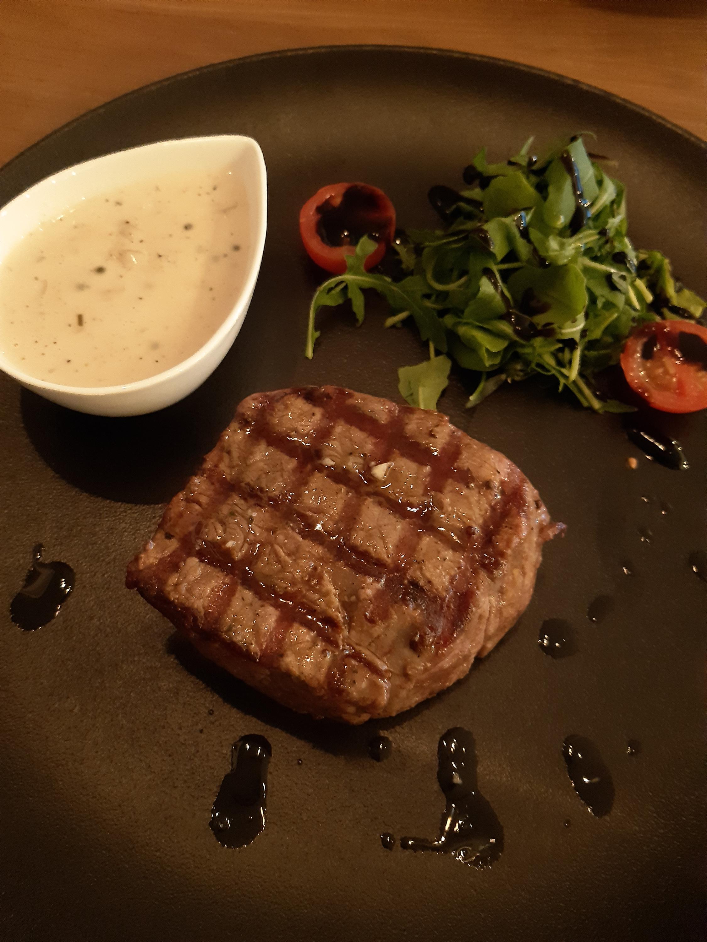 Alvazo grill & restaurant foto 2