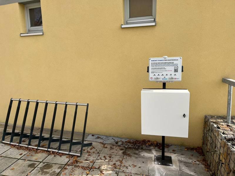 Nabíjecí stanice Knížecí louka foto 2