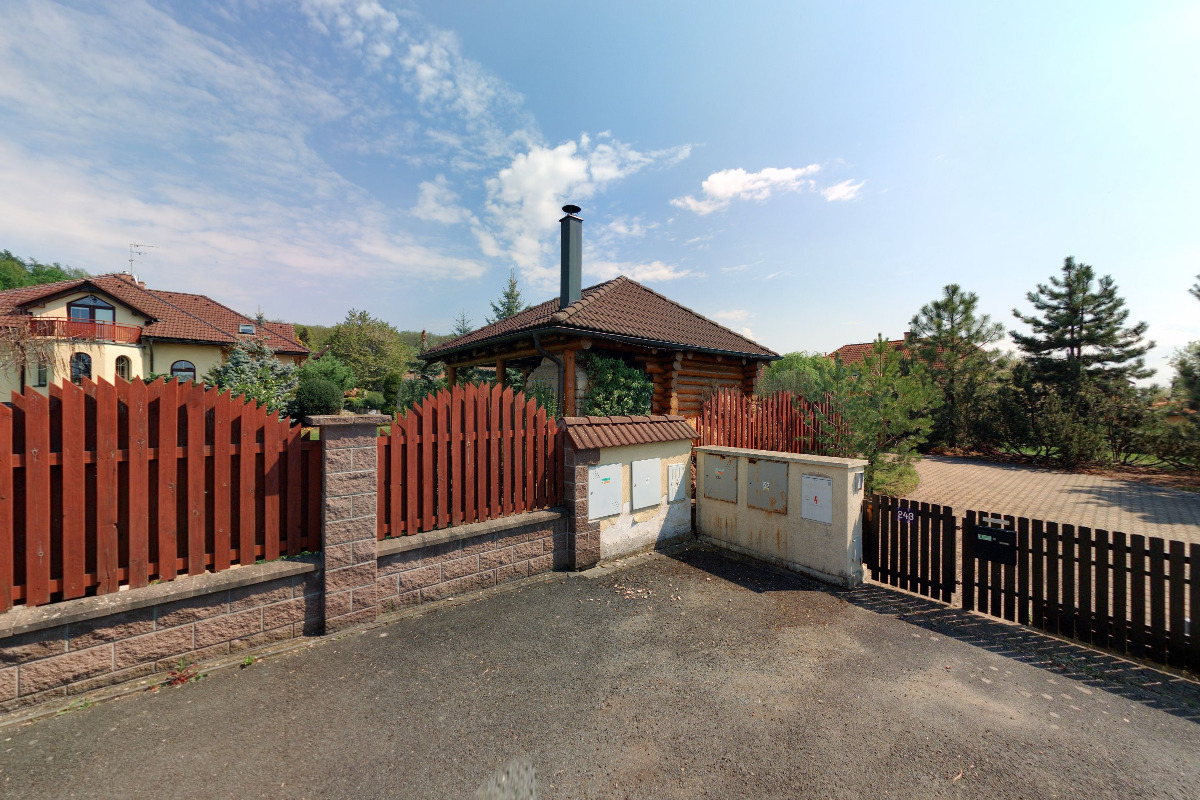 JUDr. Václavík, JUDr. Komárek a JUDr. Kusala, společná advokátní kancelář