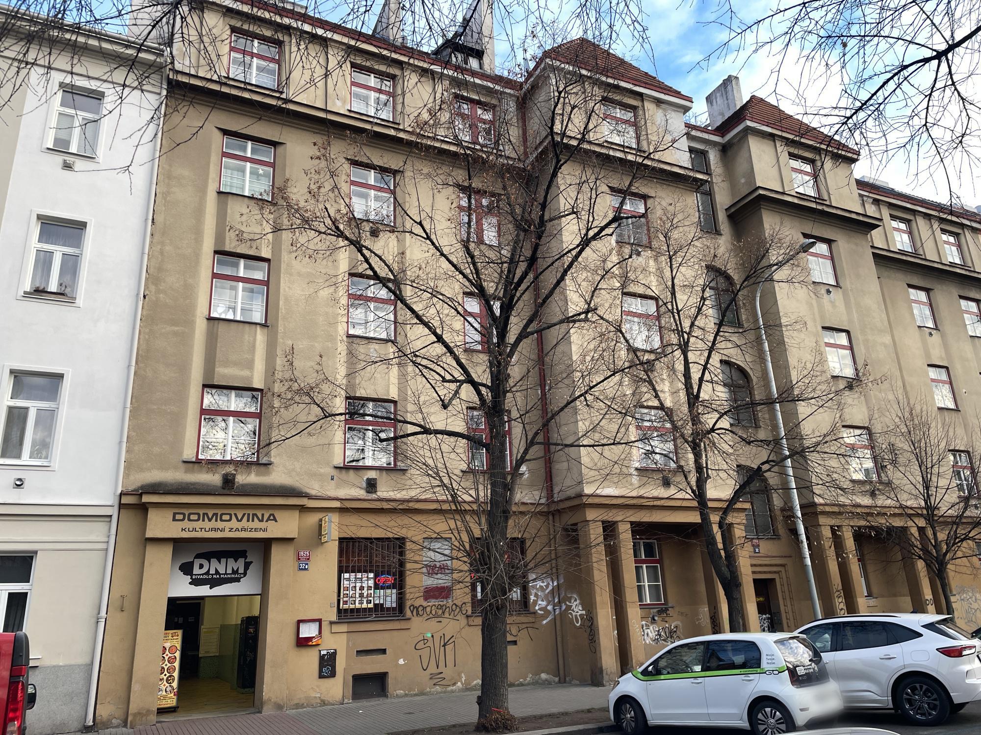 Divadlo Na Maninách foto 2