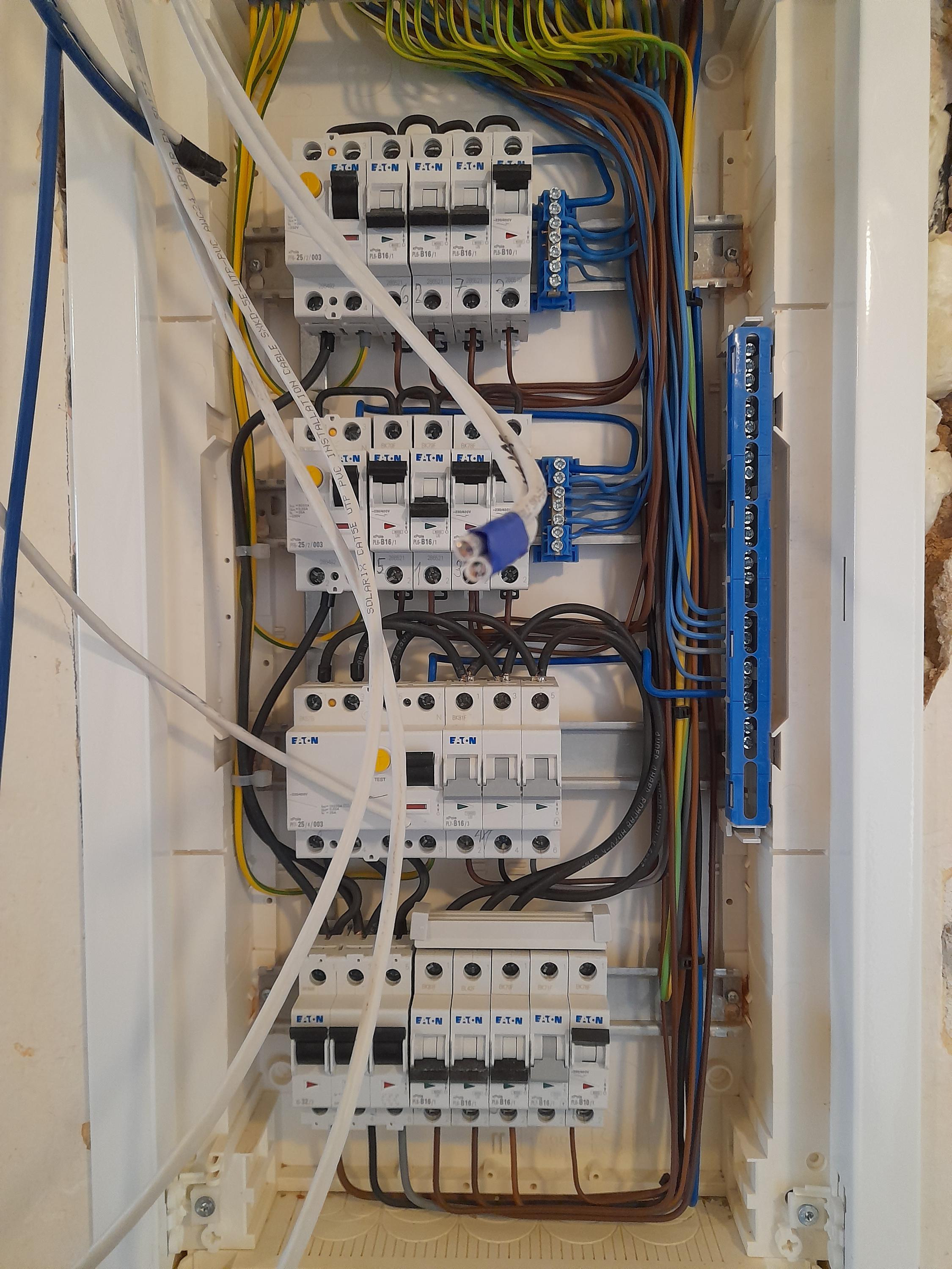 Fotovoltaika a elektroinstalace - HEMA ELEKTRO s.r.o. foto 6