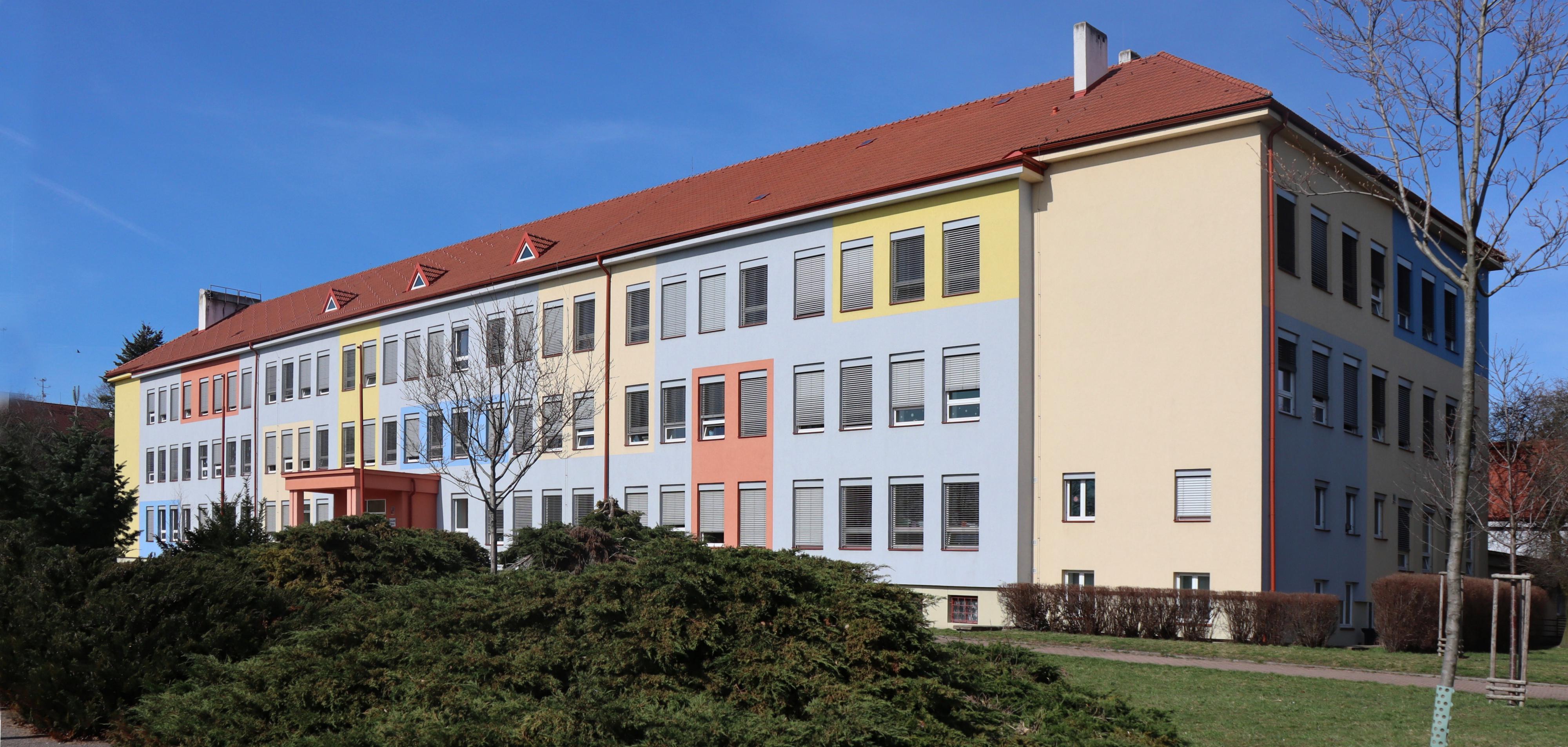 ZŠ Pardubice, Staňkova foto 4
