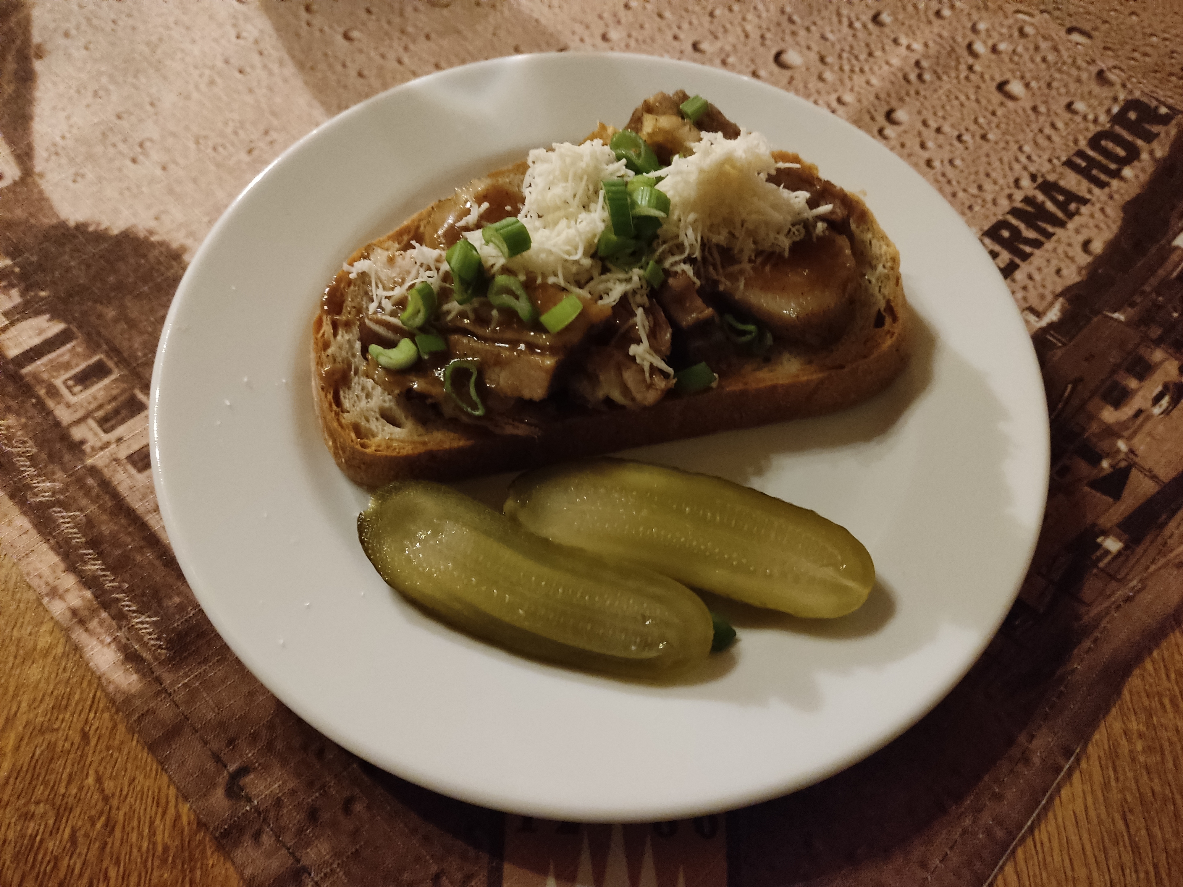 Hostinec U Zvěřinů & zahrádka Ahoj foto 3