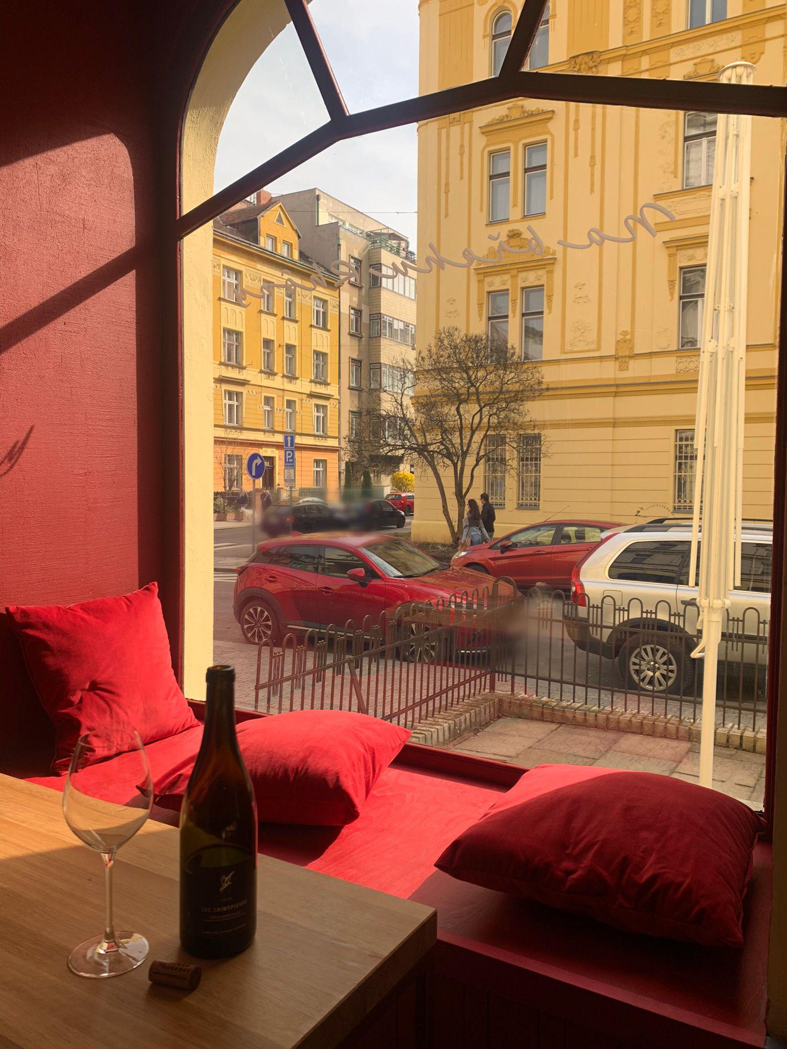 Vinárna Na břehu Rhôny Letná foto 3