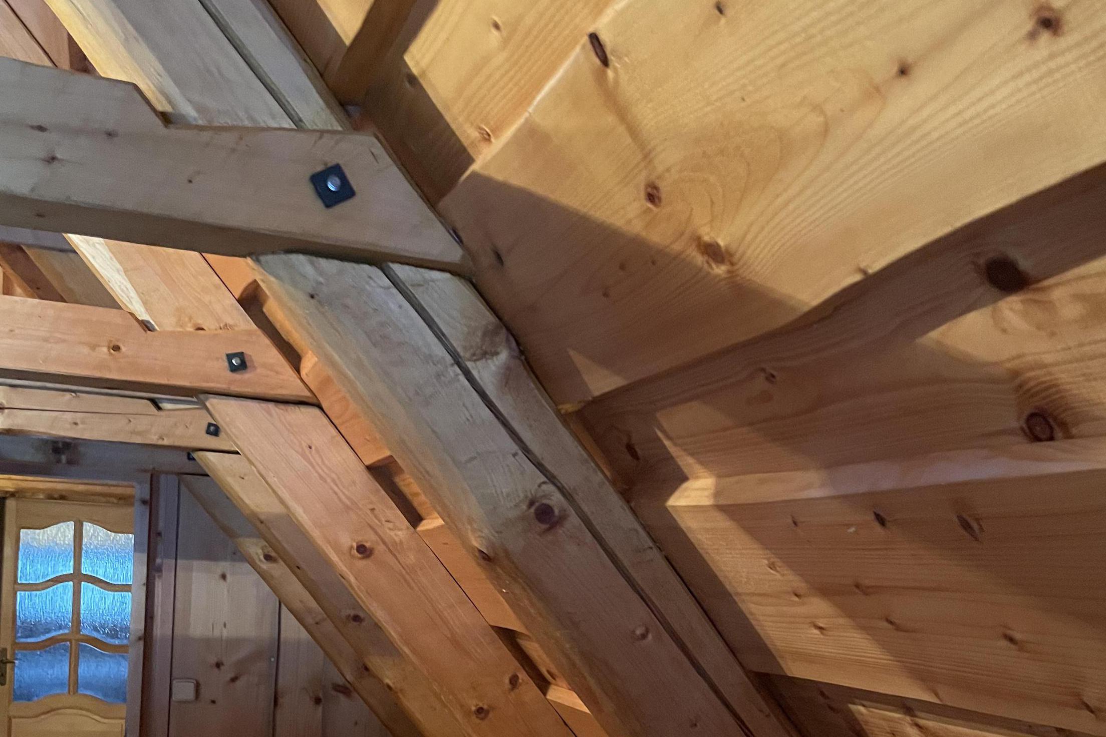 Petr Crystals - Zdravé Krovy