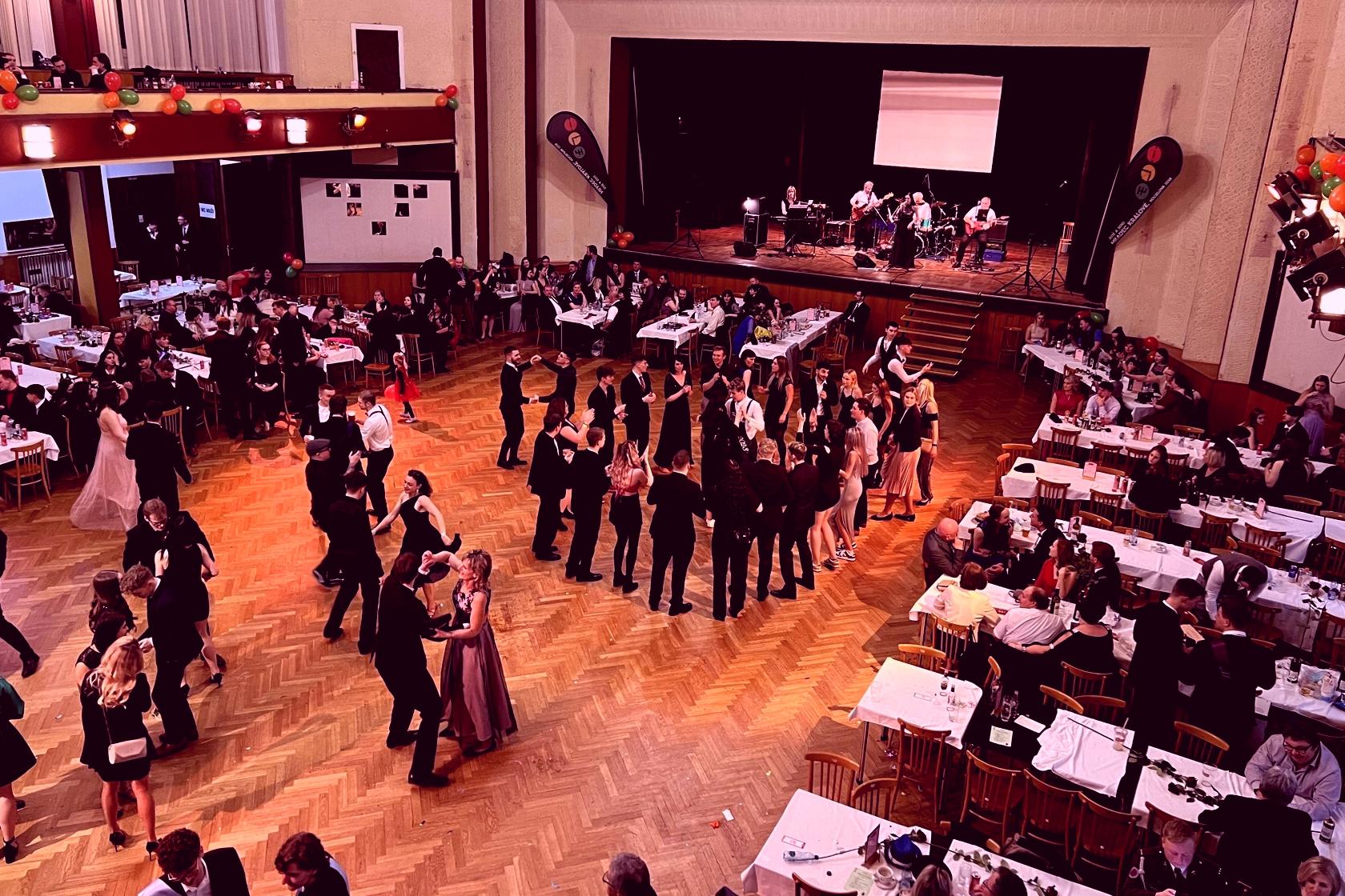 Kapela Skelet foto 5