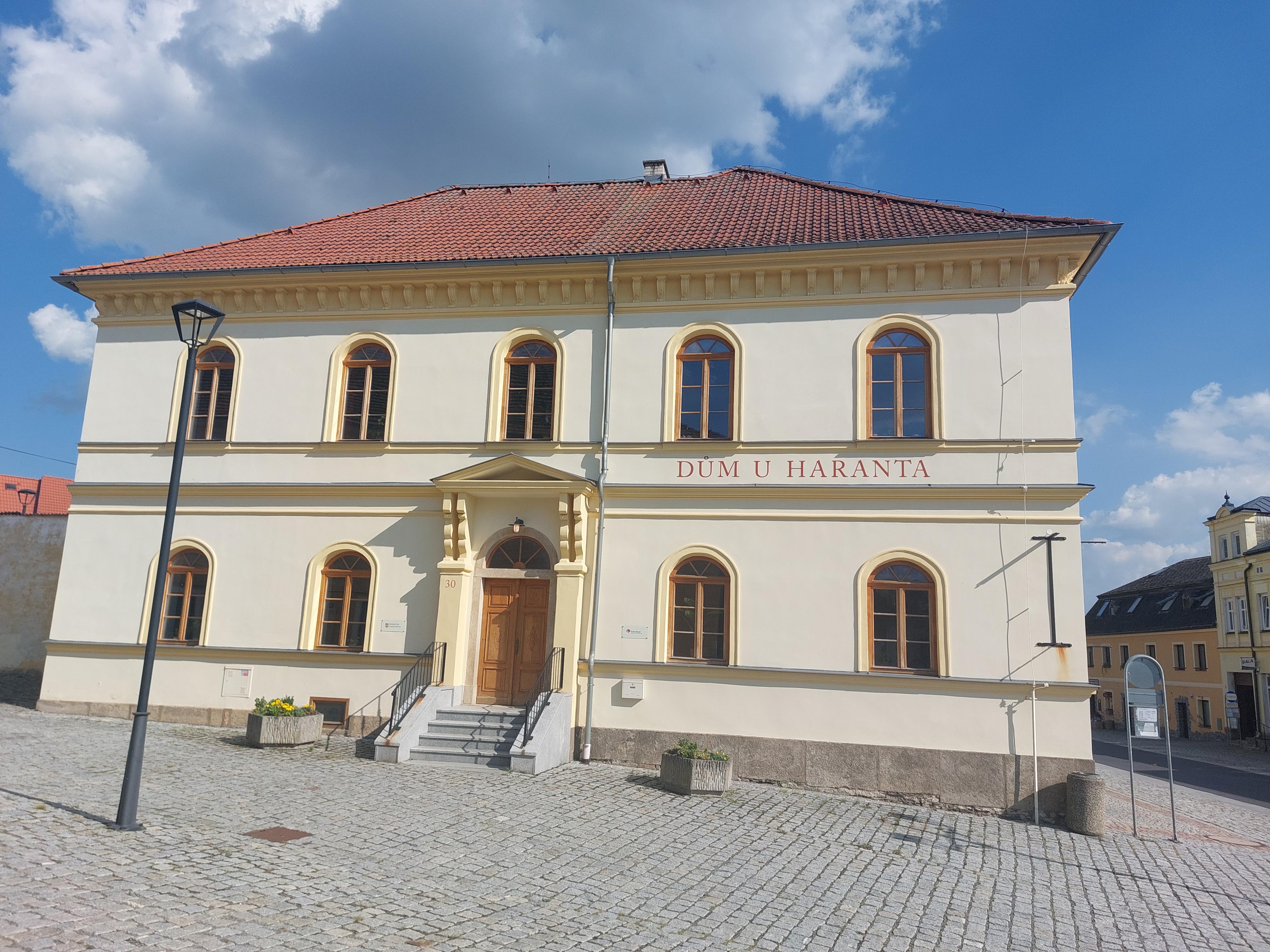 Knihovna Kryštofa Haranta foto 5