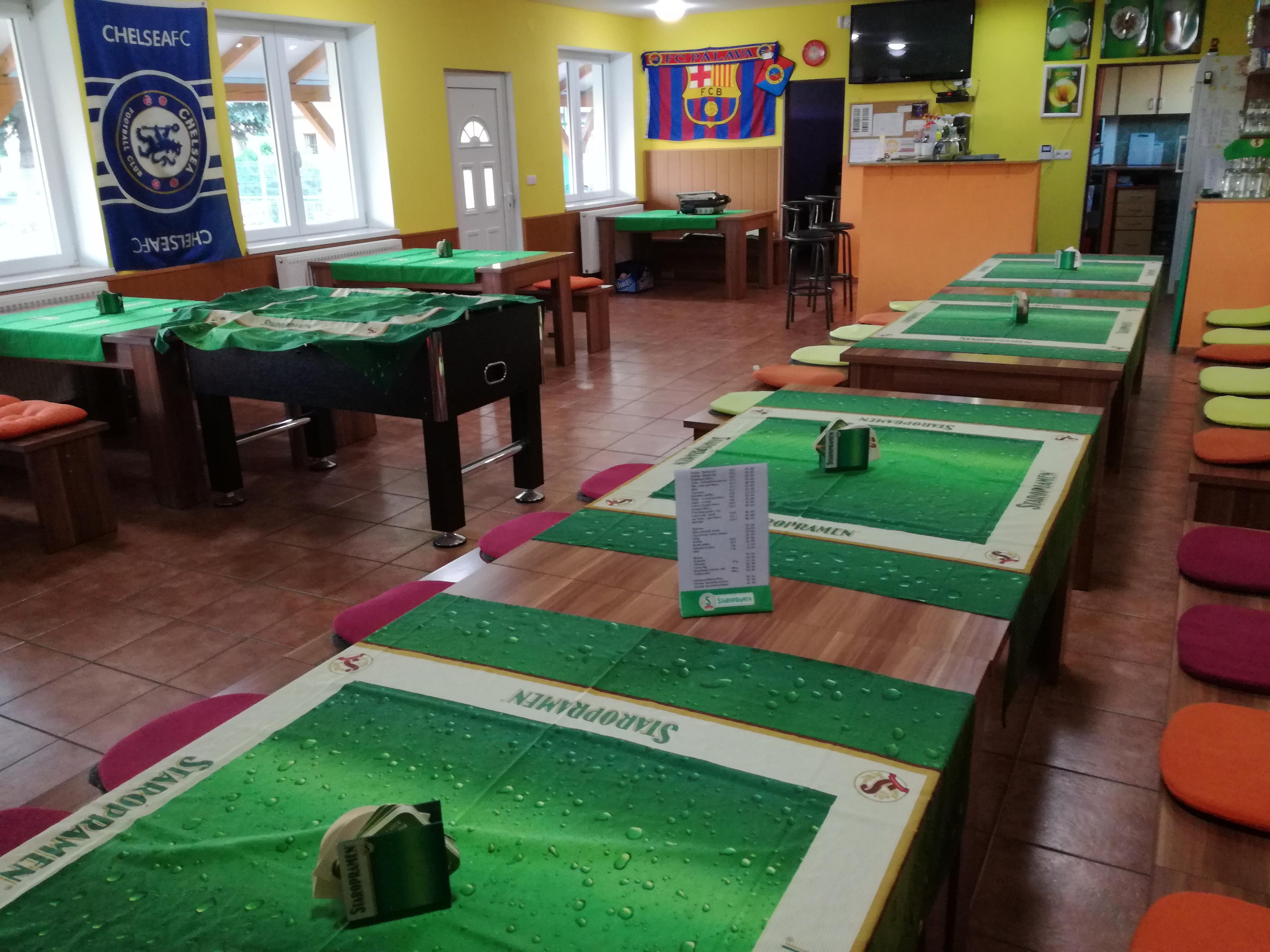 Občerstvení u hřiště ,,Klubovna FC Pálava" foto 2