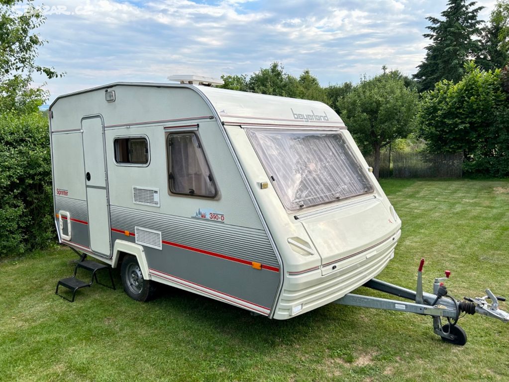 Pronájem obytného přívěsu 2+2, Jaroměř a okolí